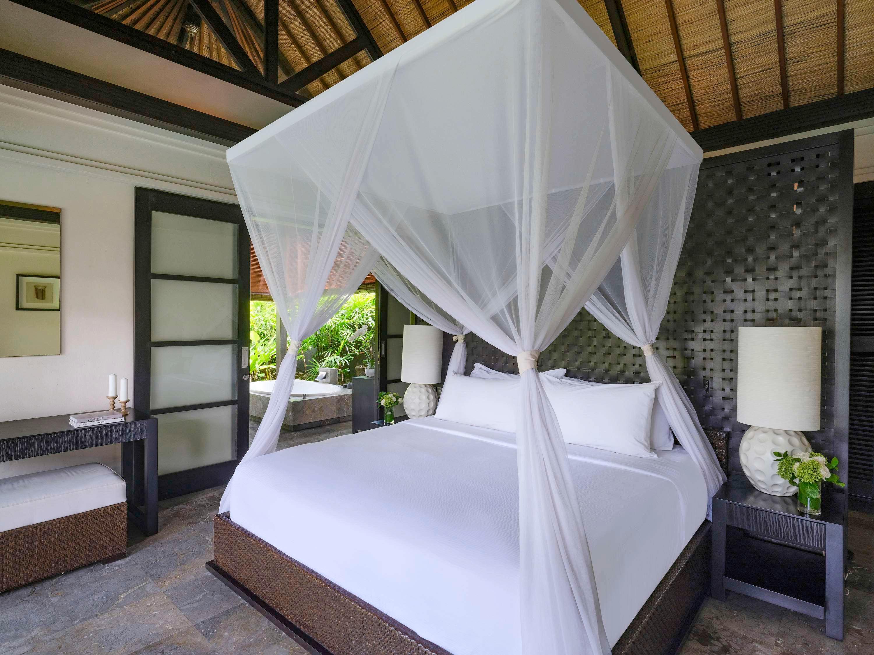 Villa Four Bedrooms with Private Pool