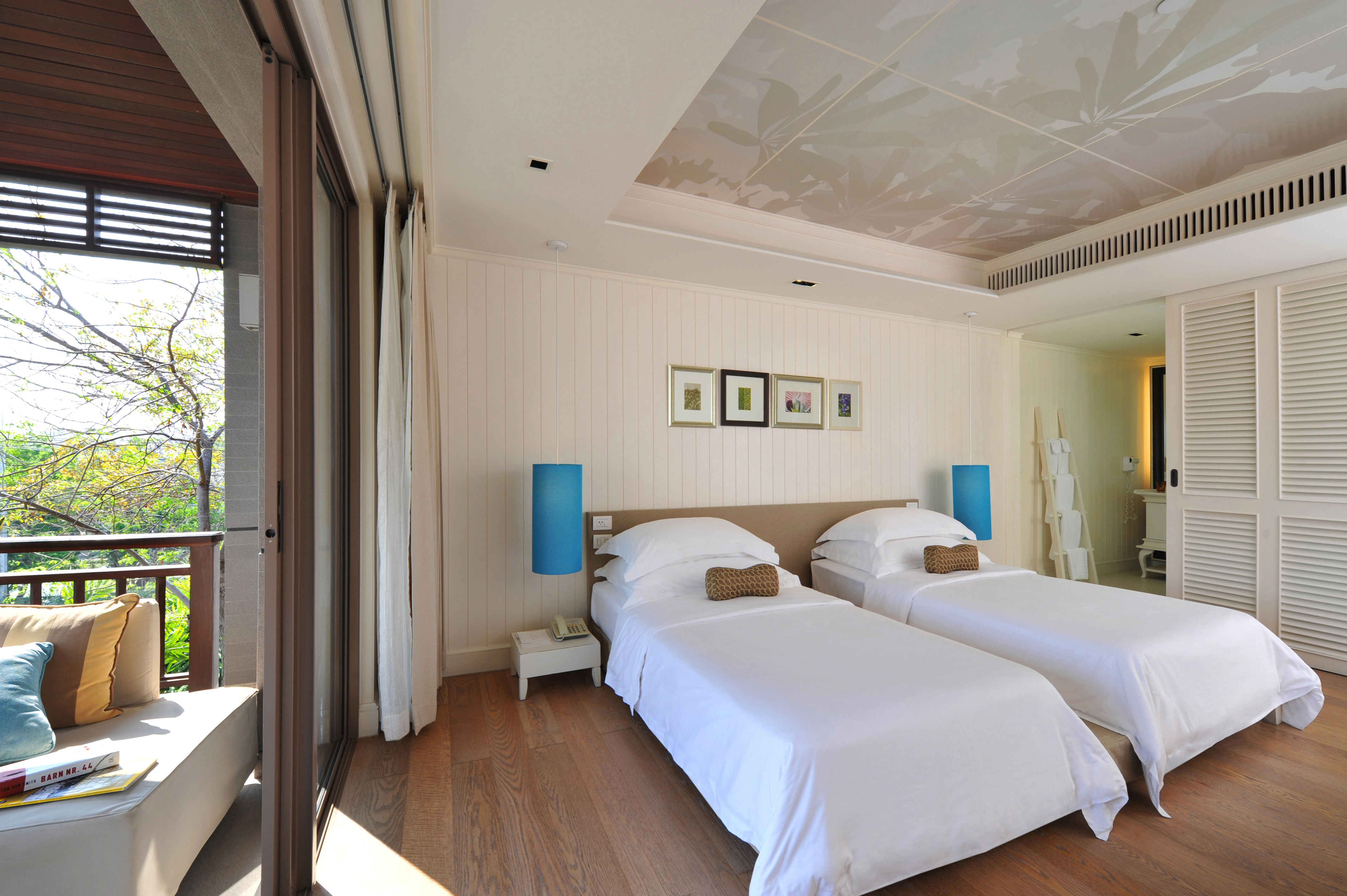 Double or Twin Standard