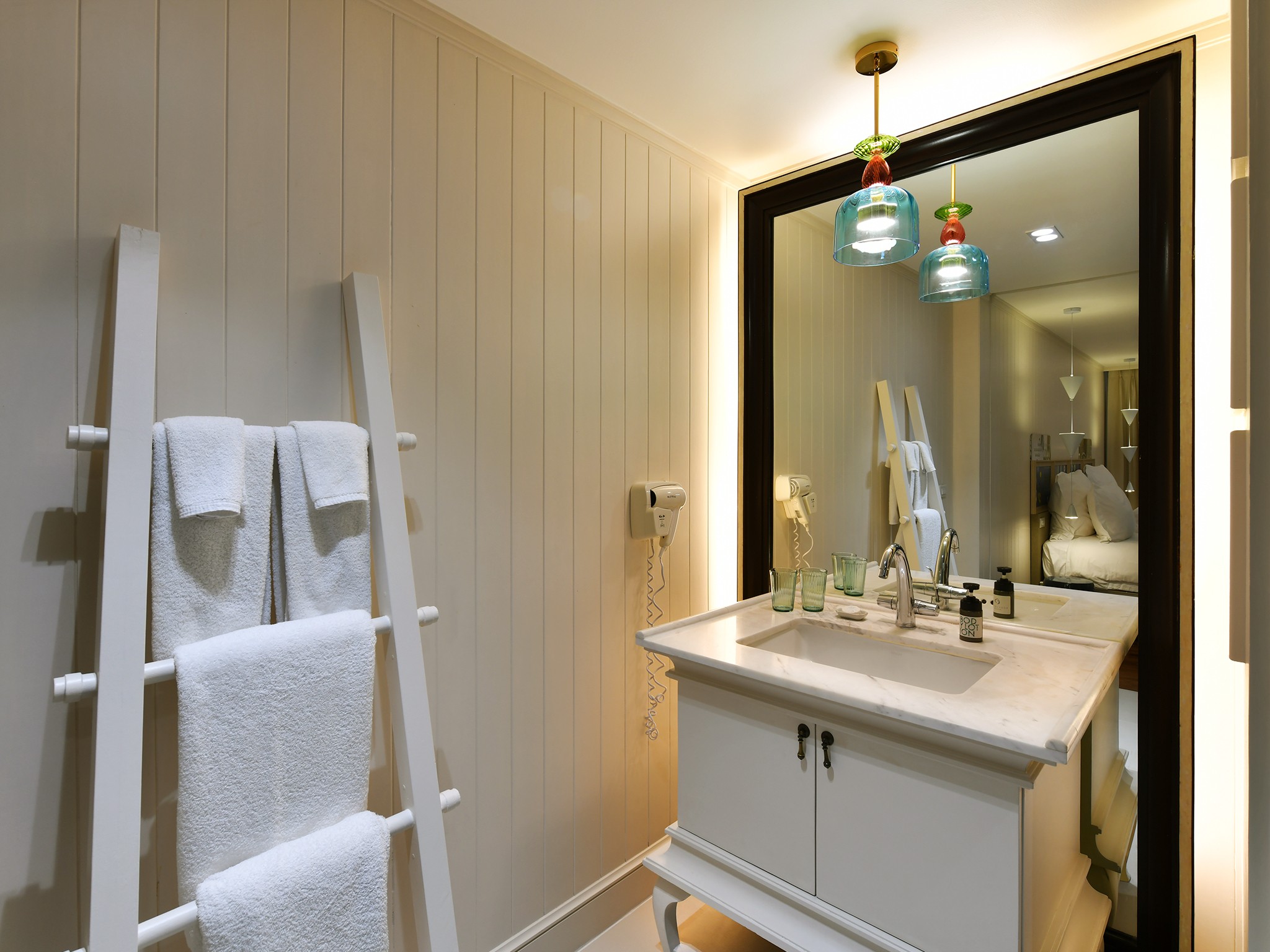 Double or Twin Standard