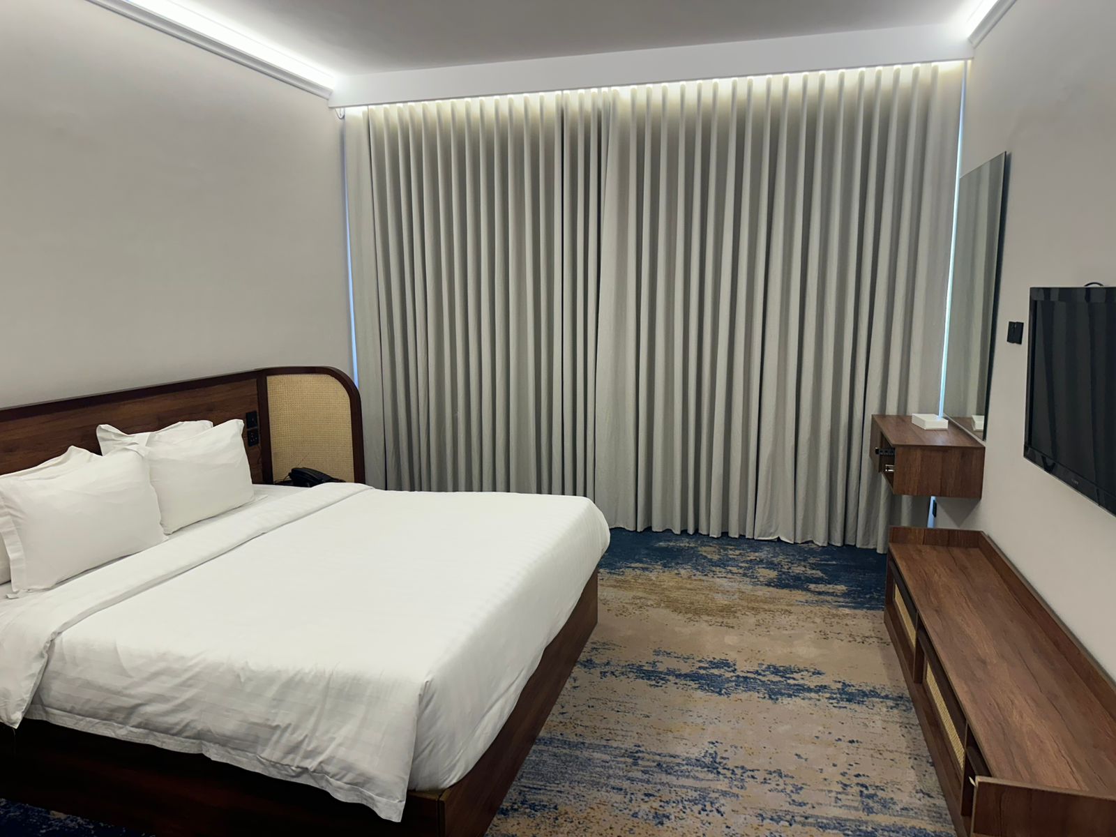 Double or Twin Deluxe