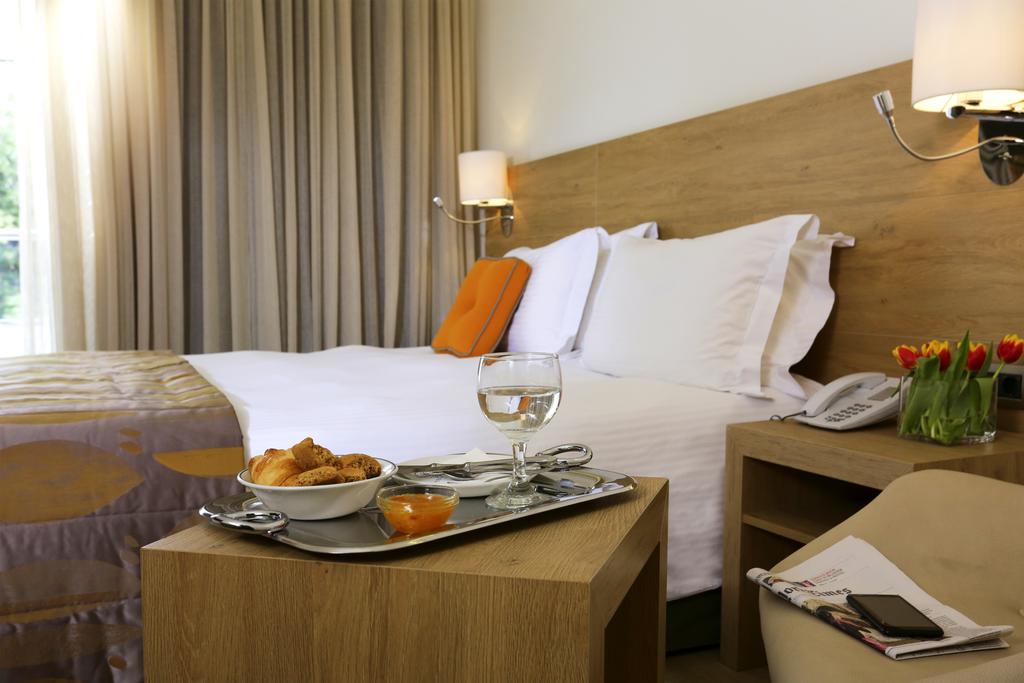 Double or Twin Superior