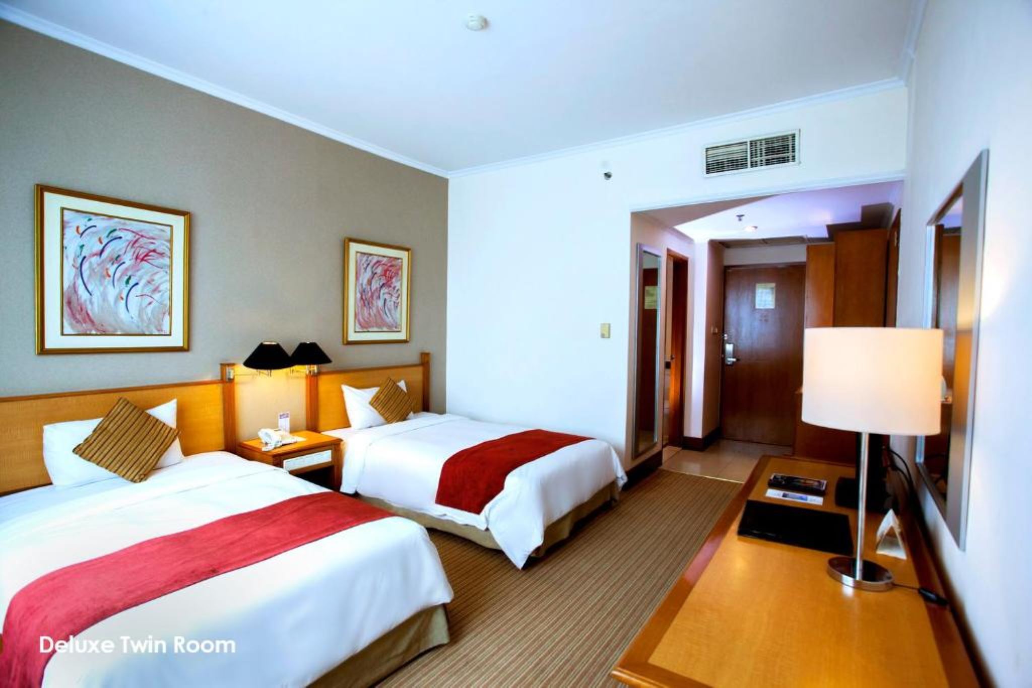 Double or Twin Deluxe