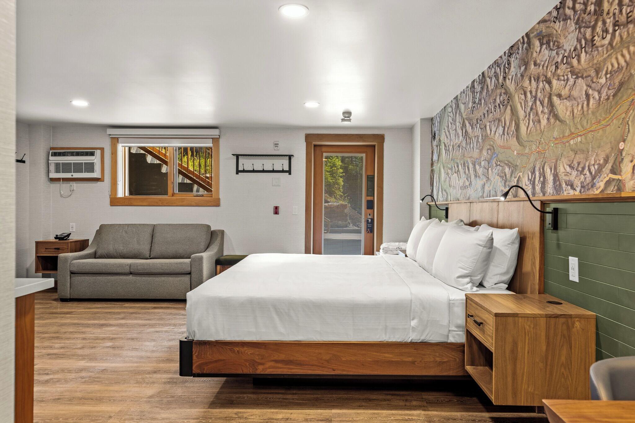 Studio King Size Bed