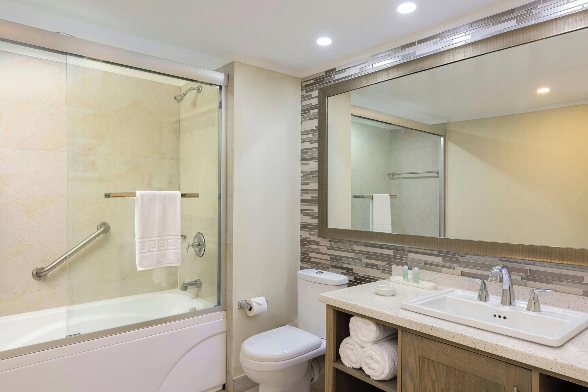 Junior Suite Deluxe Ocean View