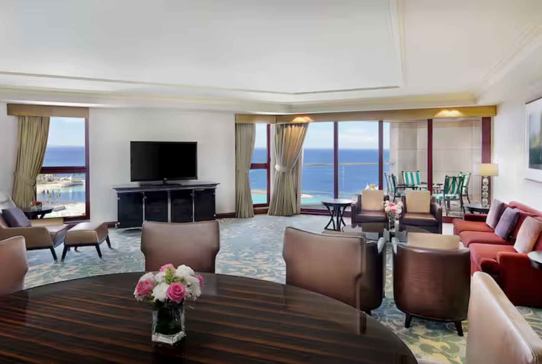 Suite Sea View King Bed