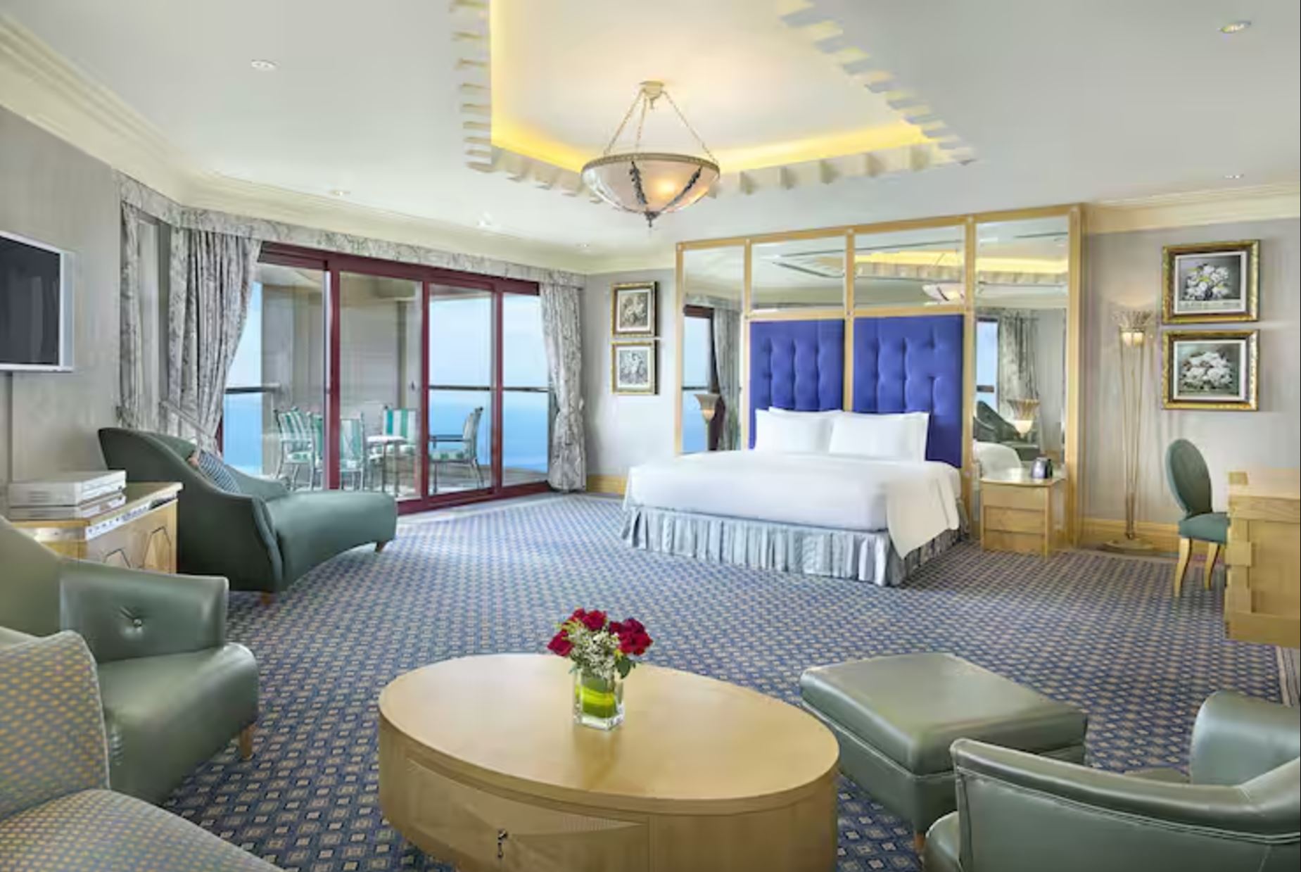 Suite Executive King Bed