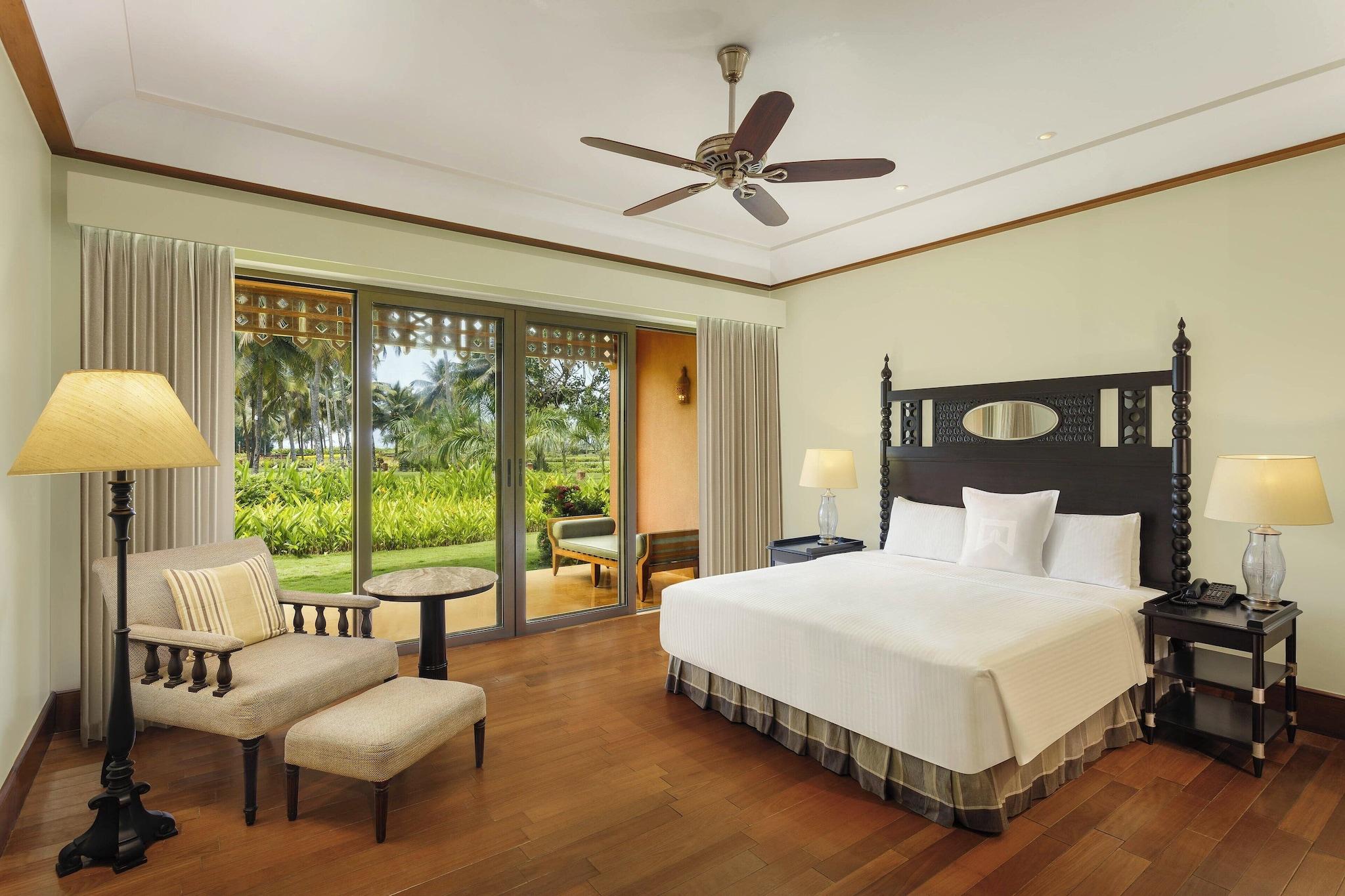 Double Sea View King Bed