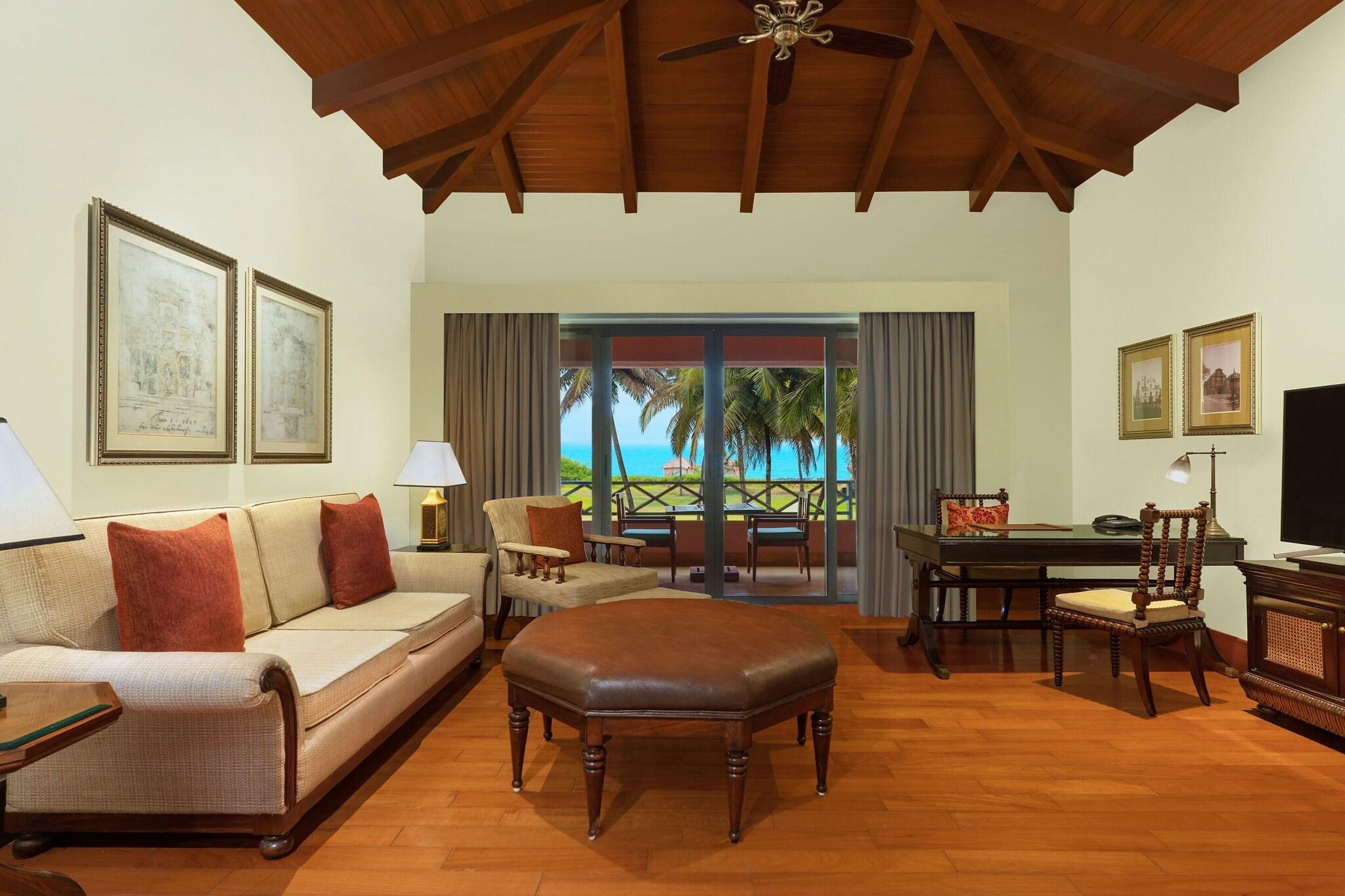 Suite Sea View King Bed