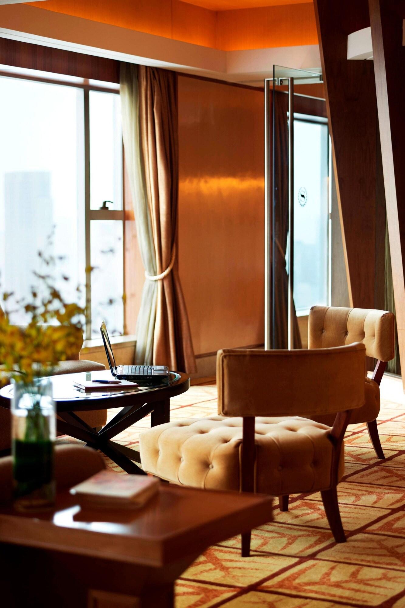 Double Executive King Bed