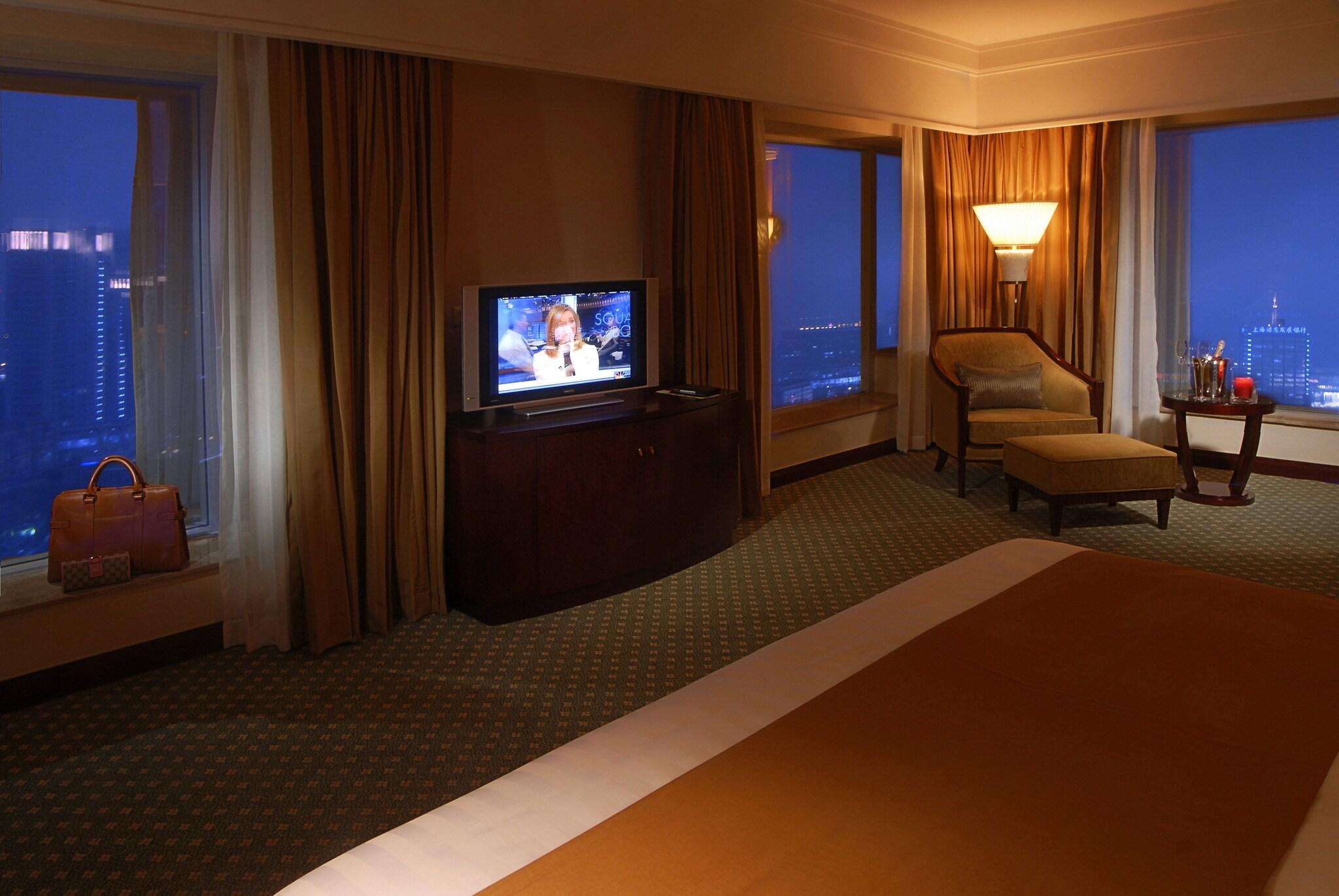 Double Superior King Bed