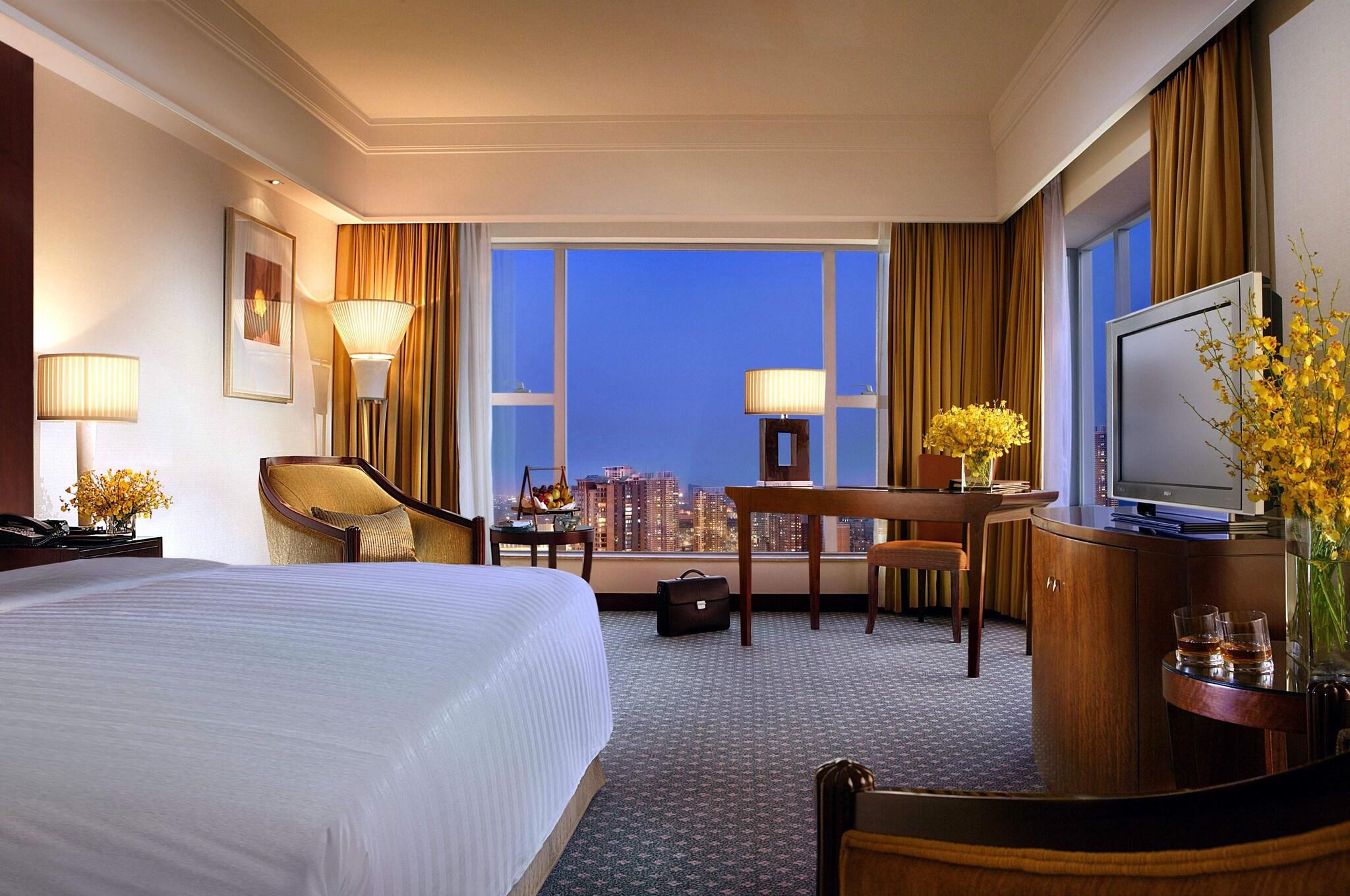 Double Executive King Bed