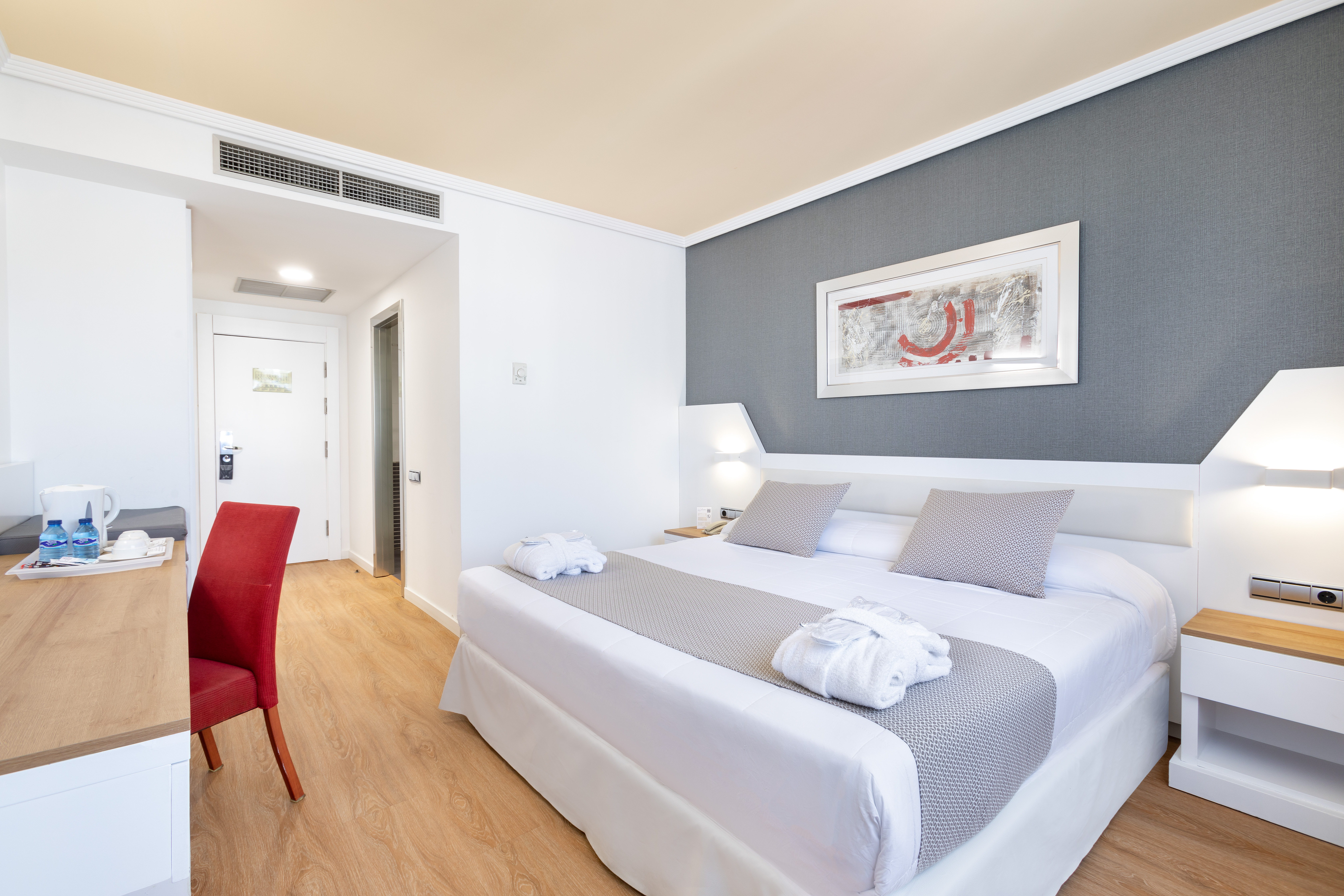 Double Single Executive