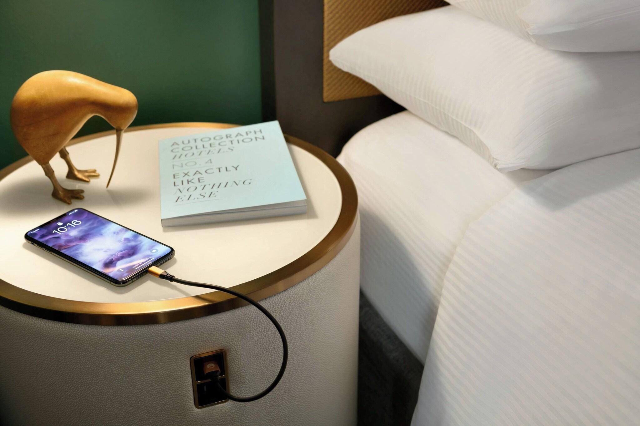 Double Queen Size Bed