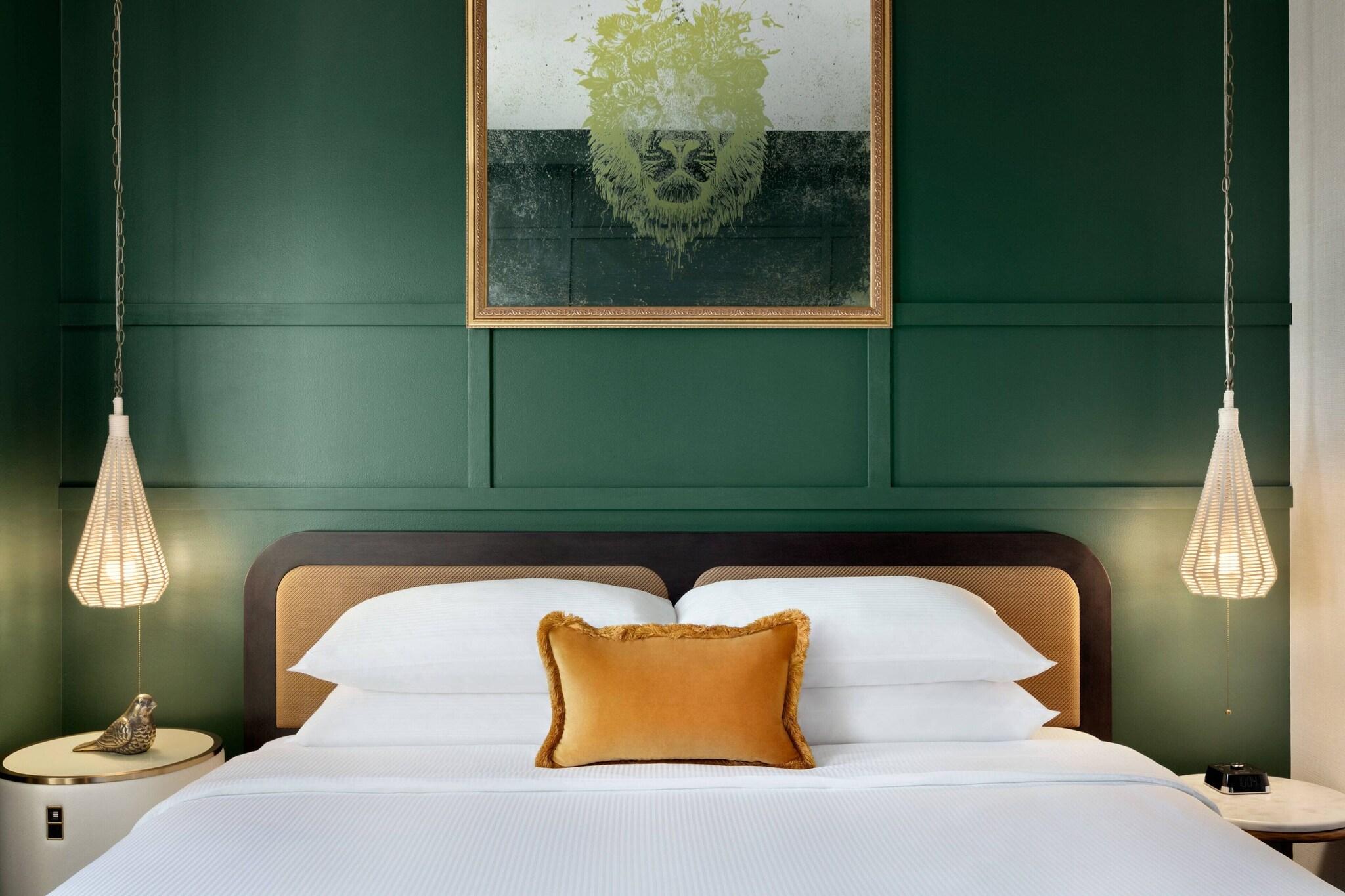 Double King Size Bed