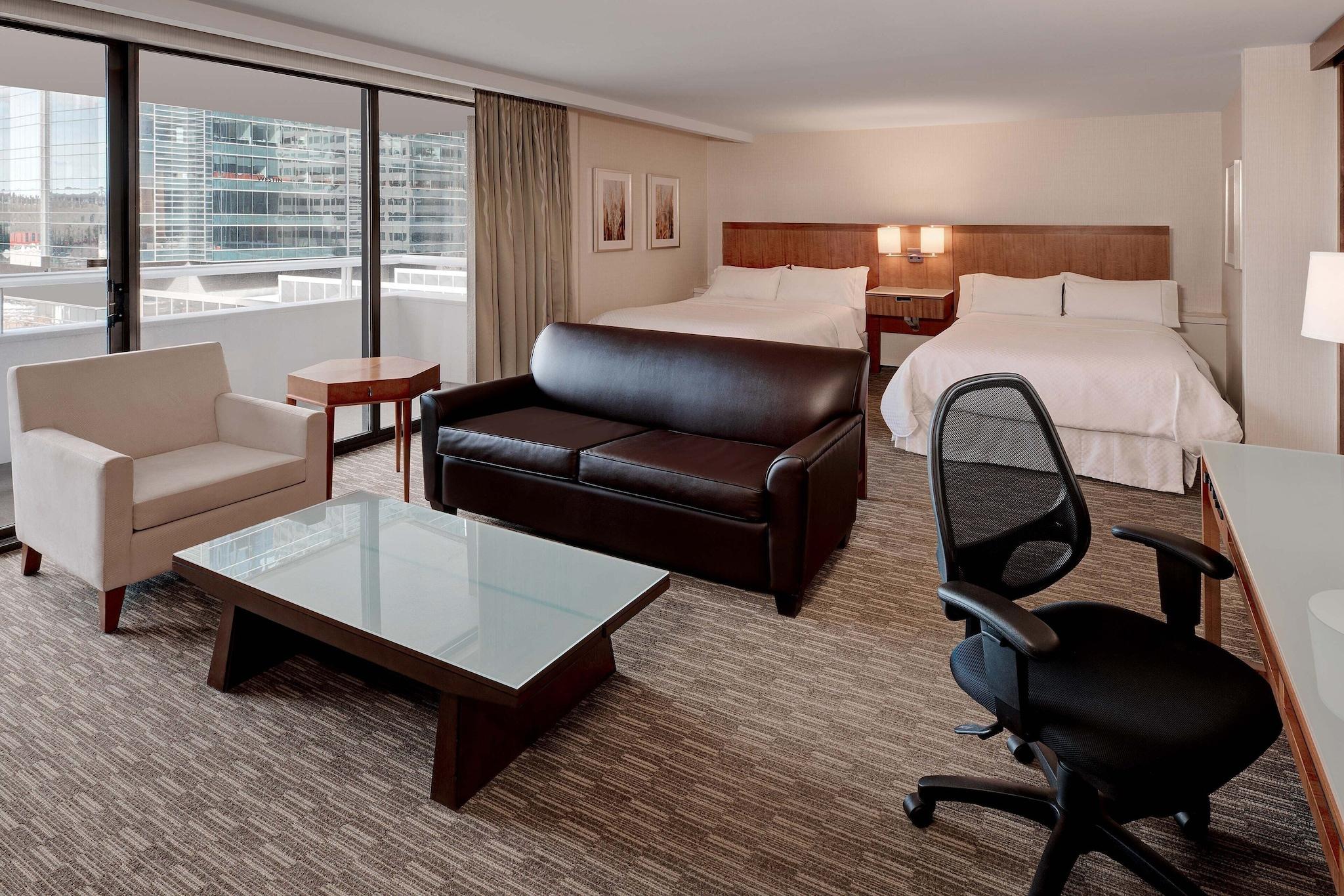 Junior Suite King Size Bed