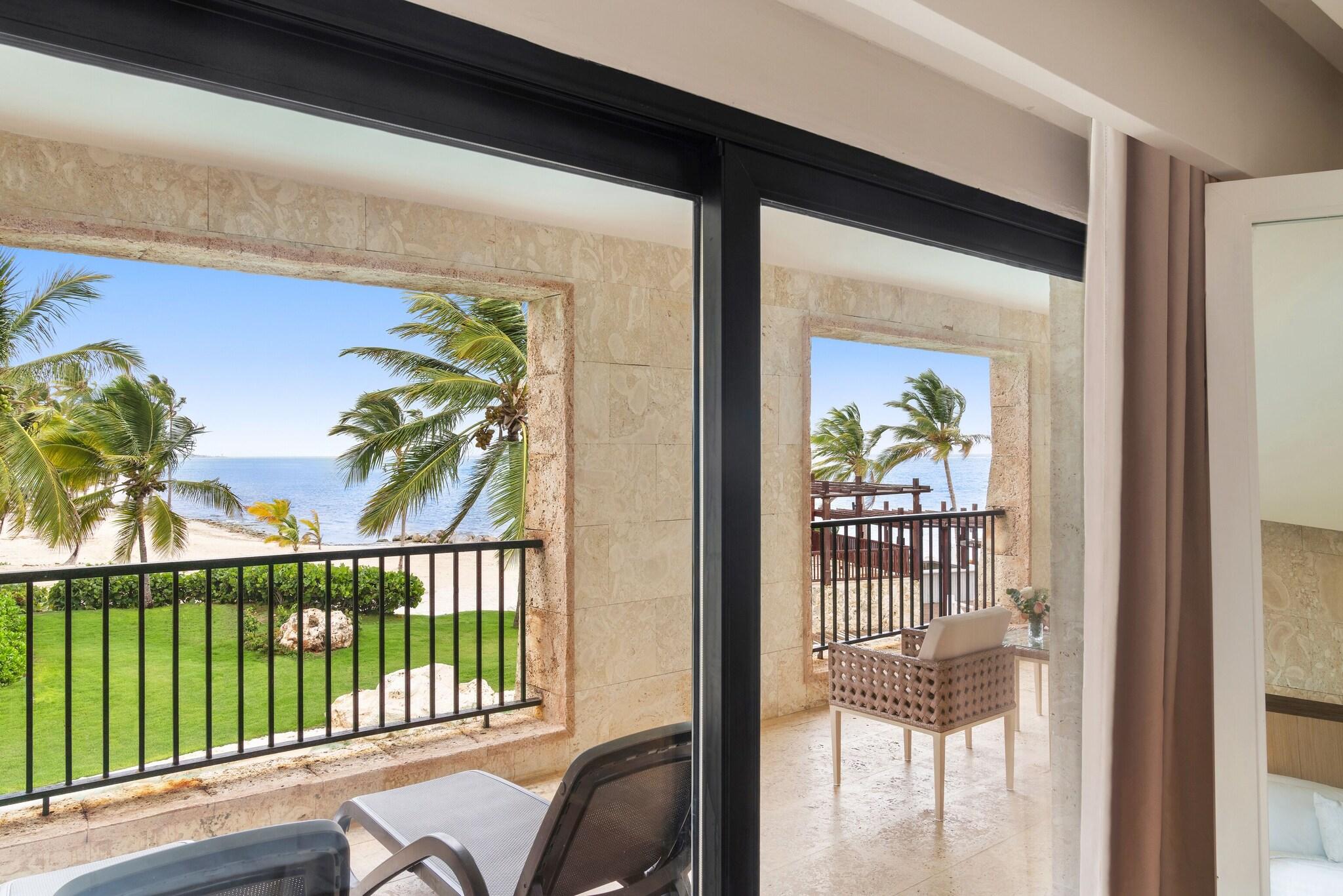 Junior Suite Ocean View King Bed