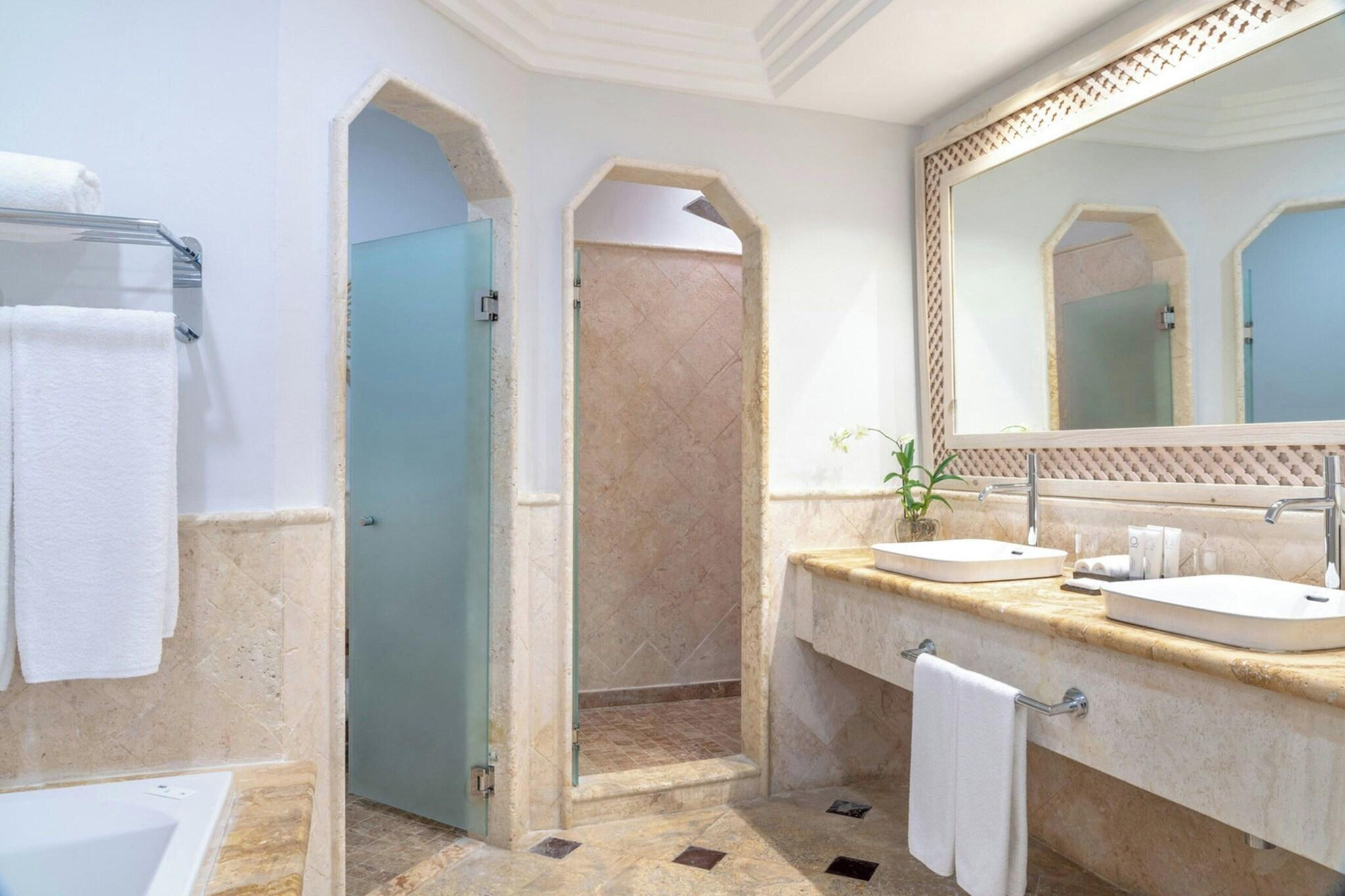 Junior Suite Beach Front