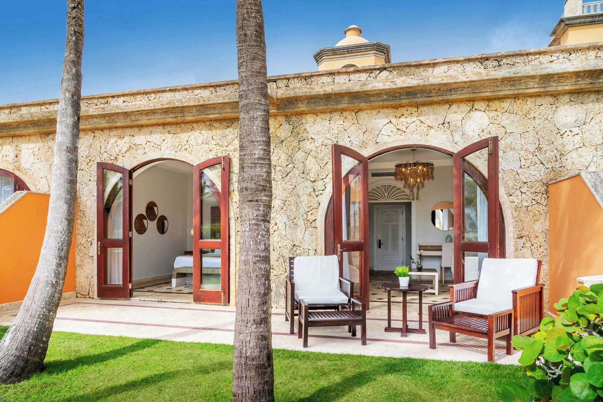 Junior Suite Beach Front