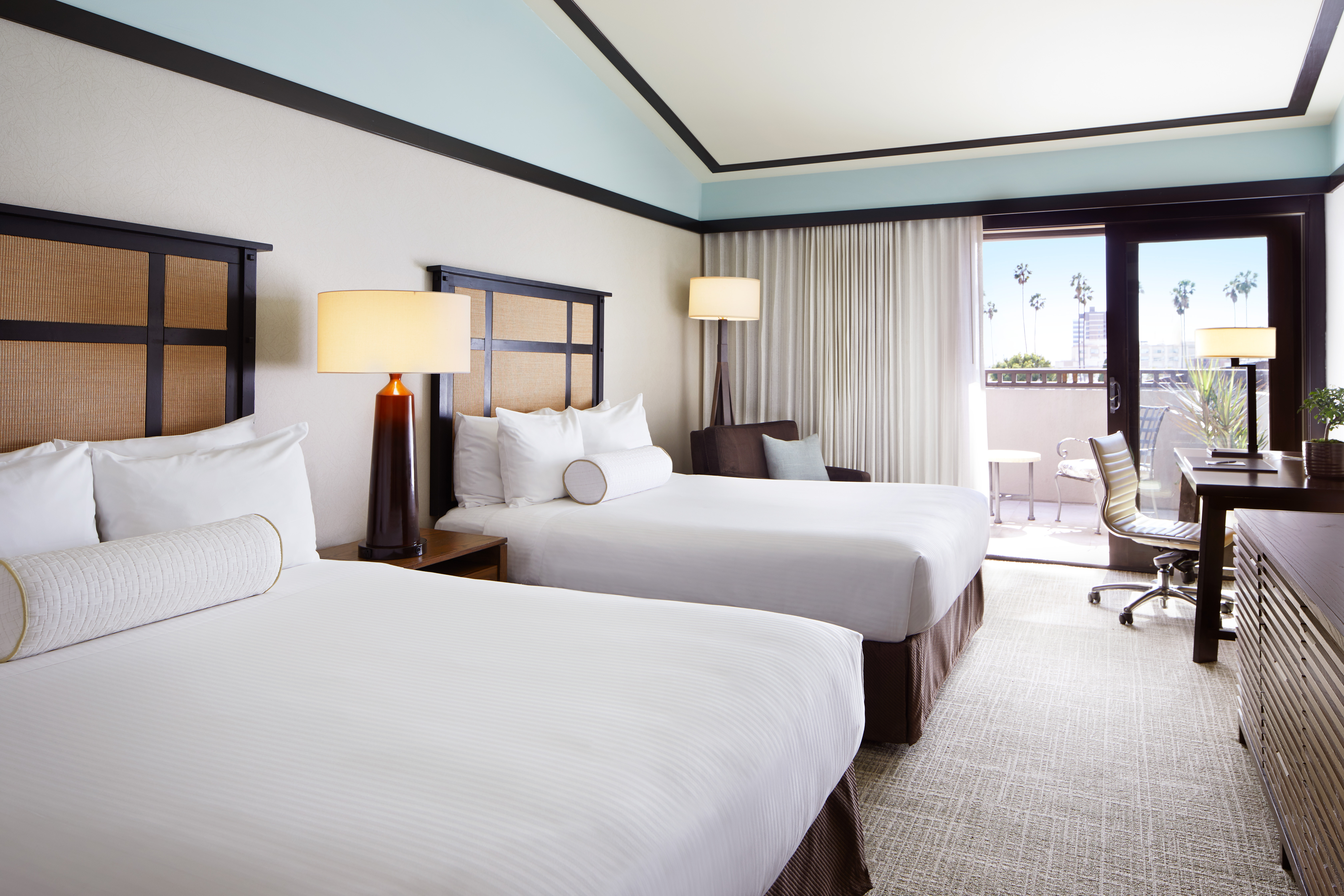 Double Premier Queen Bed