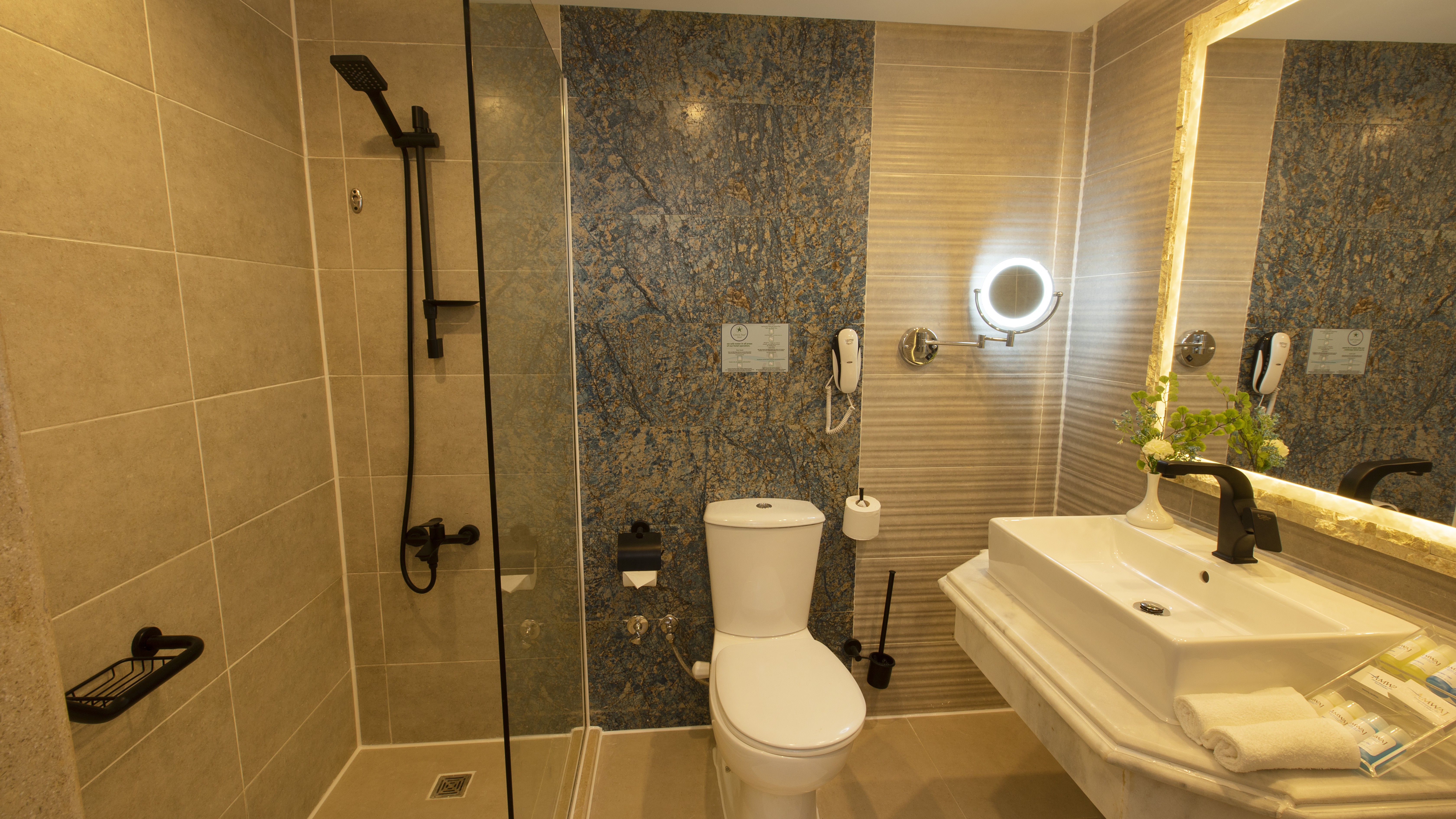 Double or Twin One Bedroom One Bathroom