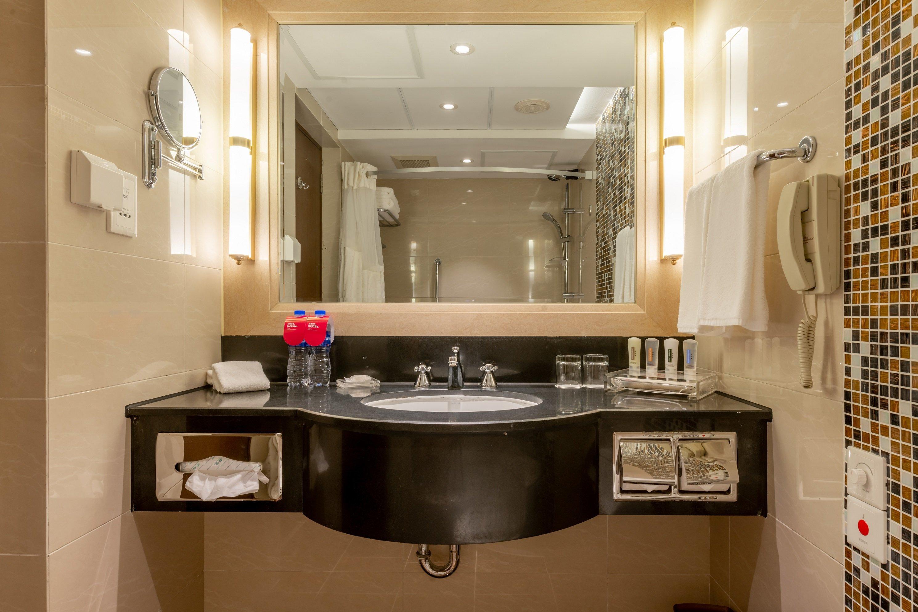 Double King Bed Non Smoking