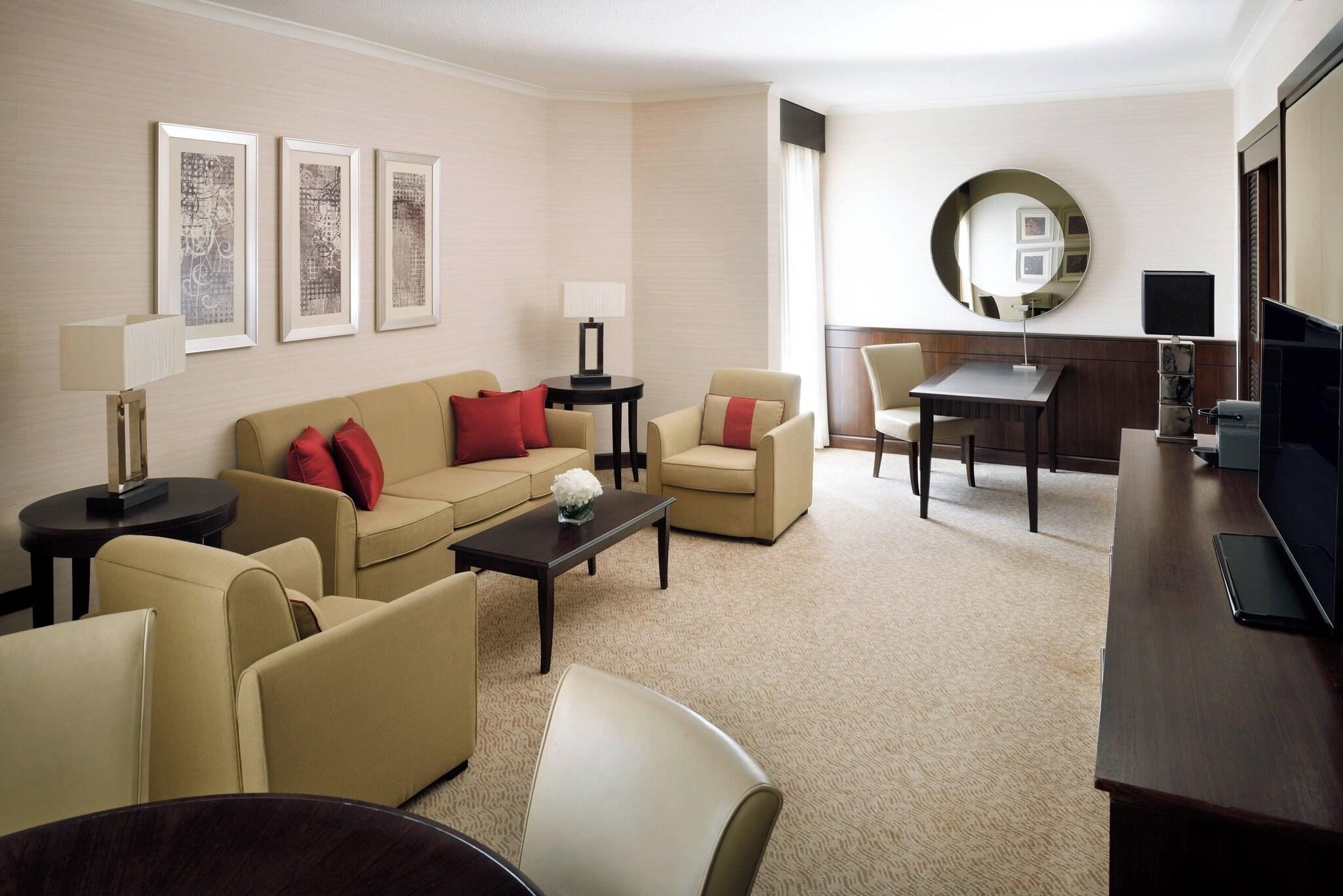 Suite Double Bed Smoking