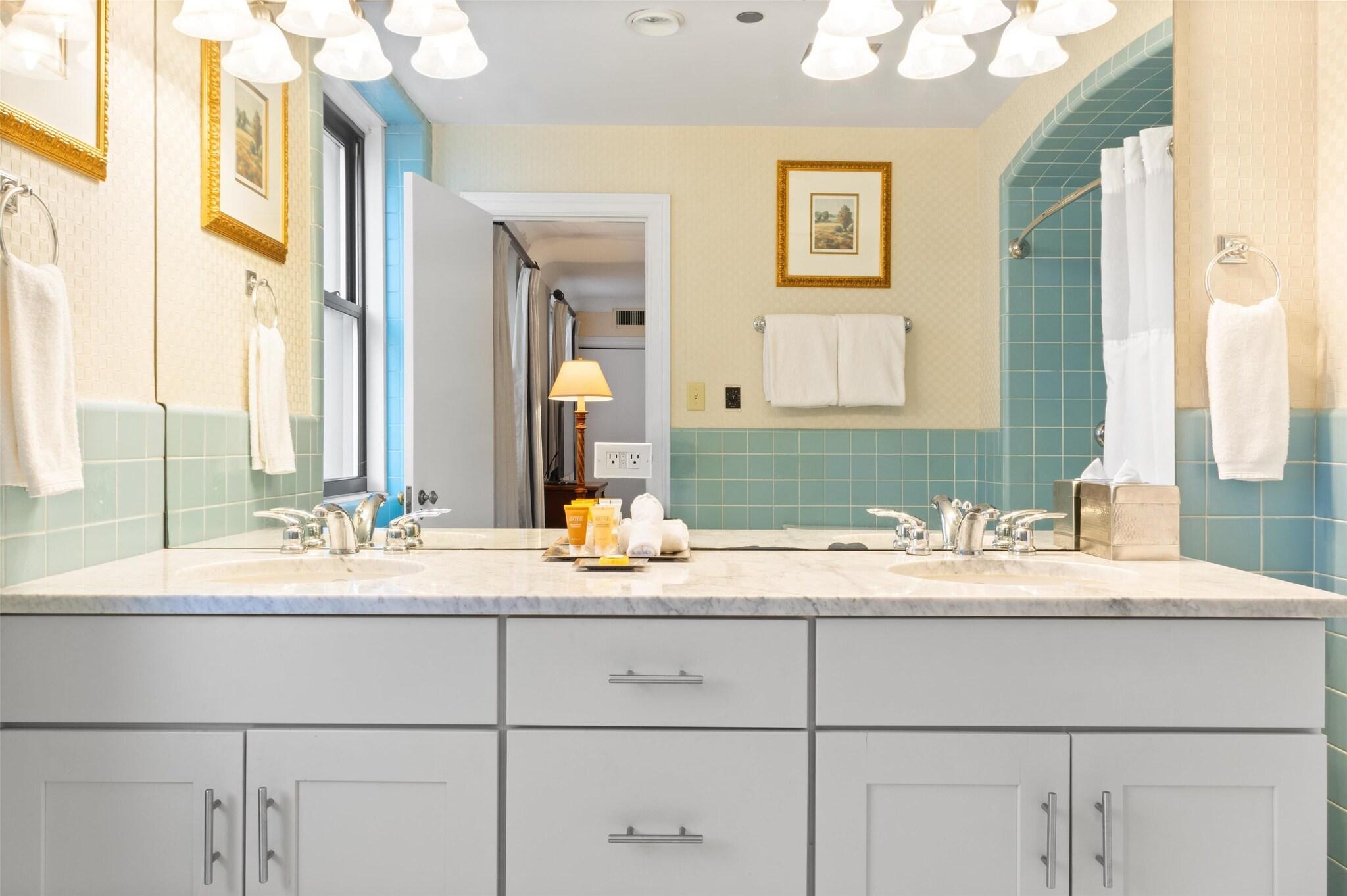 Apartment King Size Bed