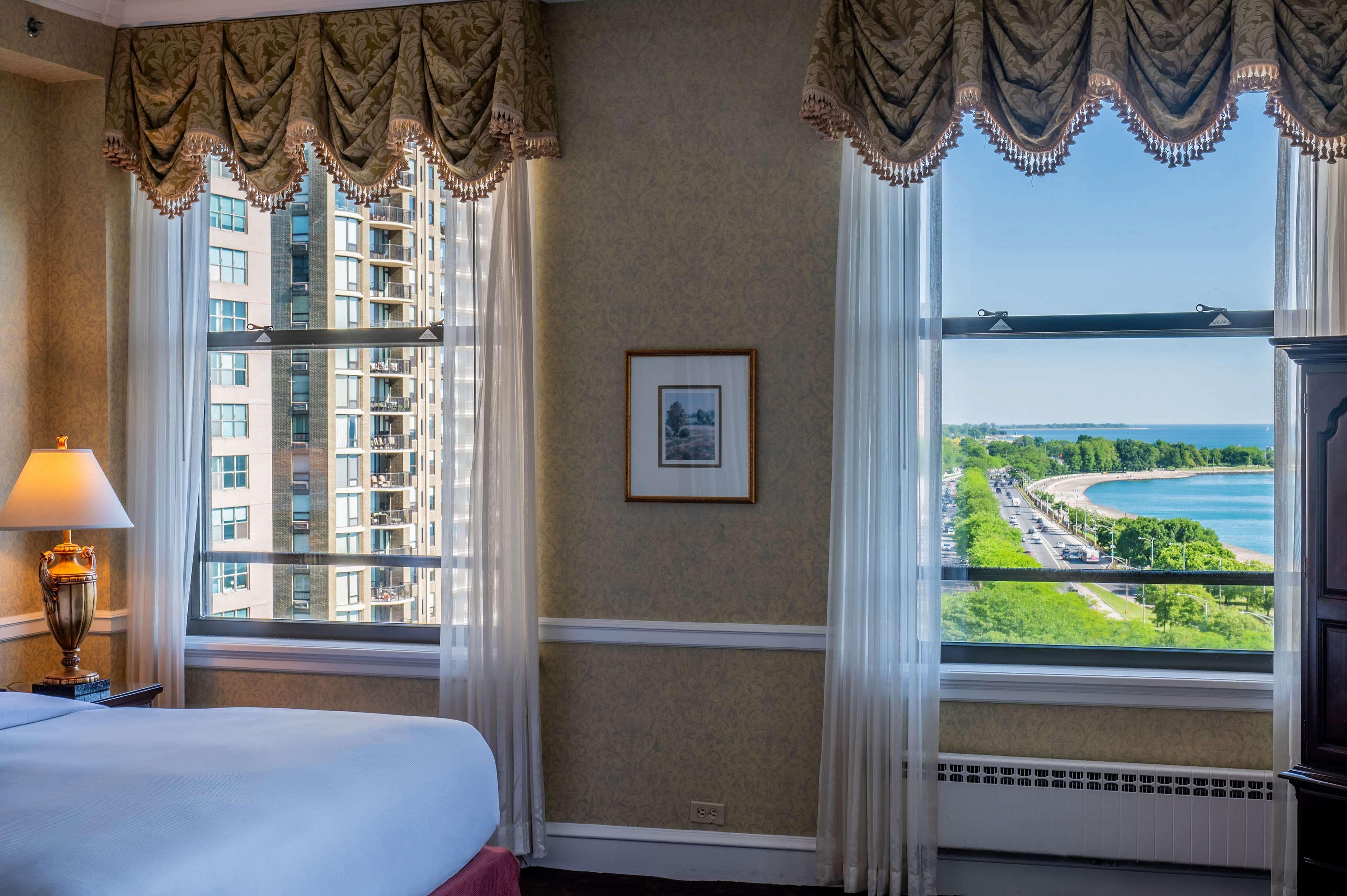 Double Accessible with Views