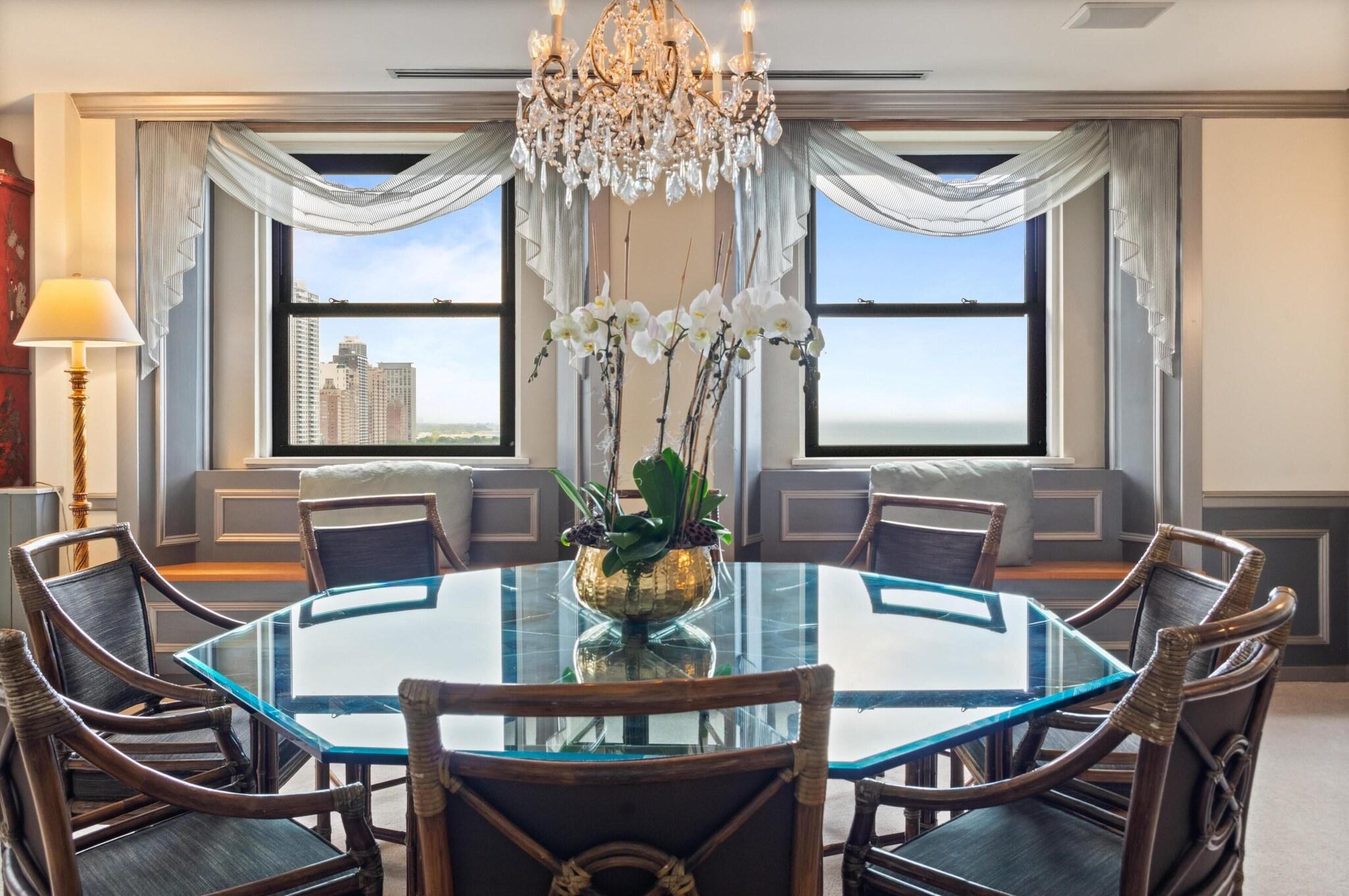 Apartment King Size Bed