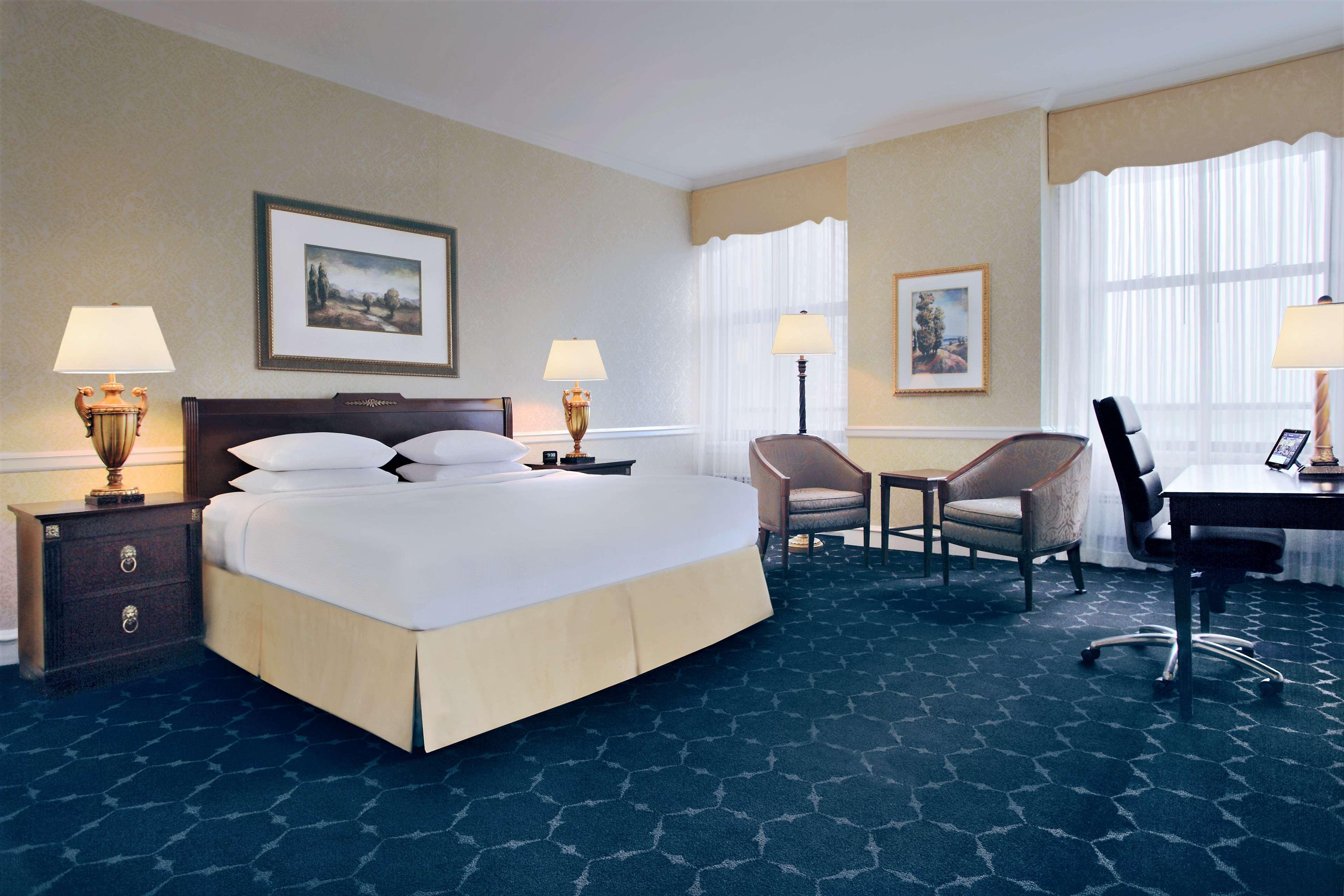 Suite King Bed One Bedroom 