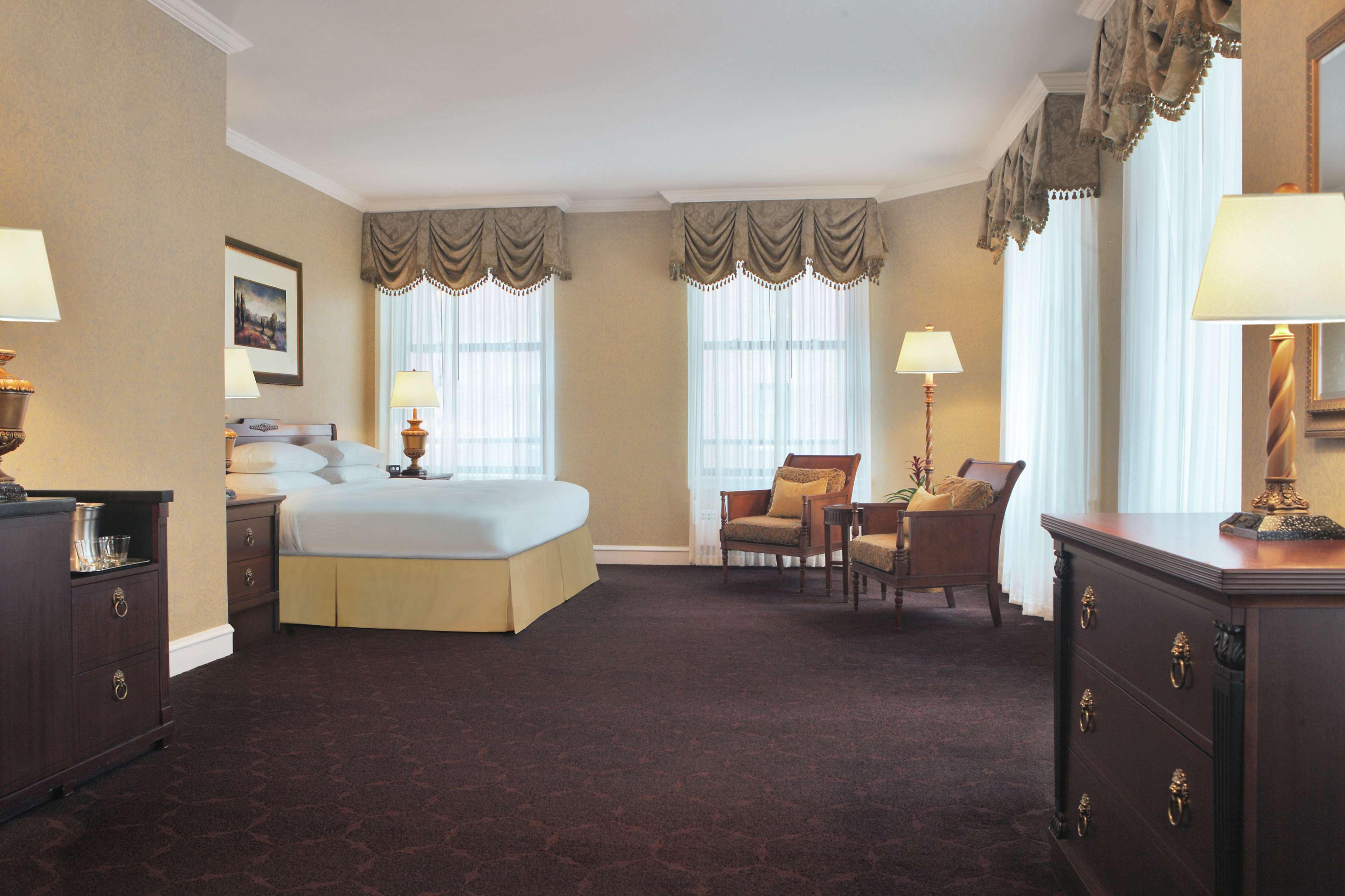 Studio King Size Bed