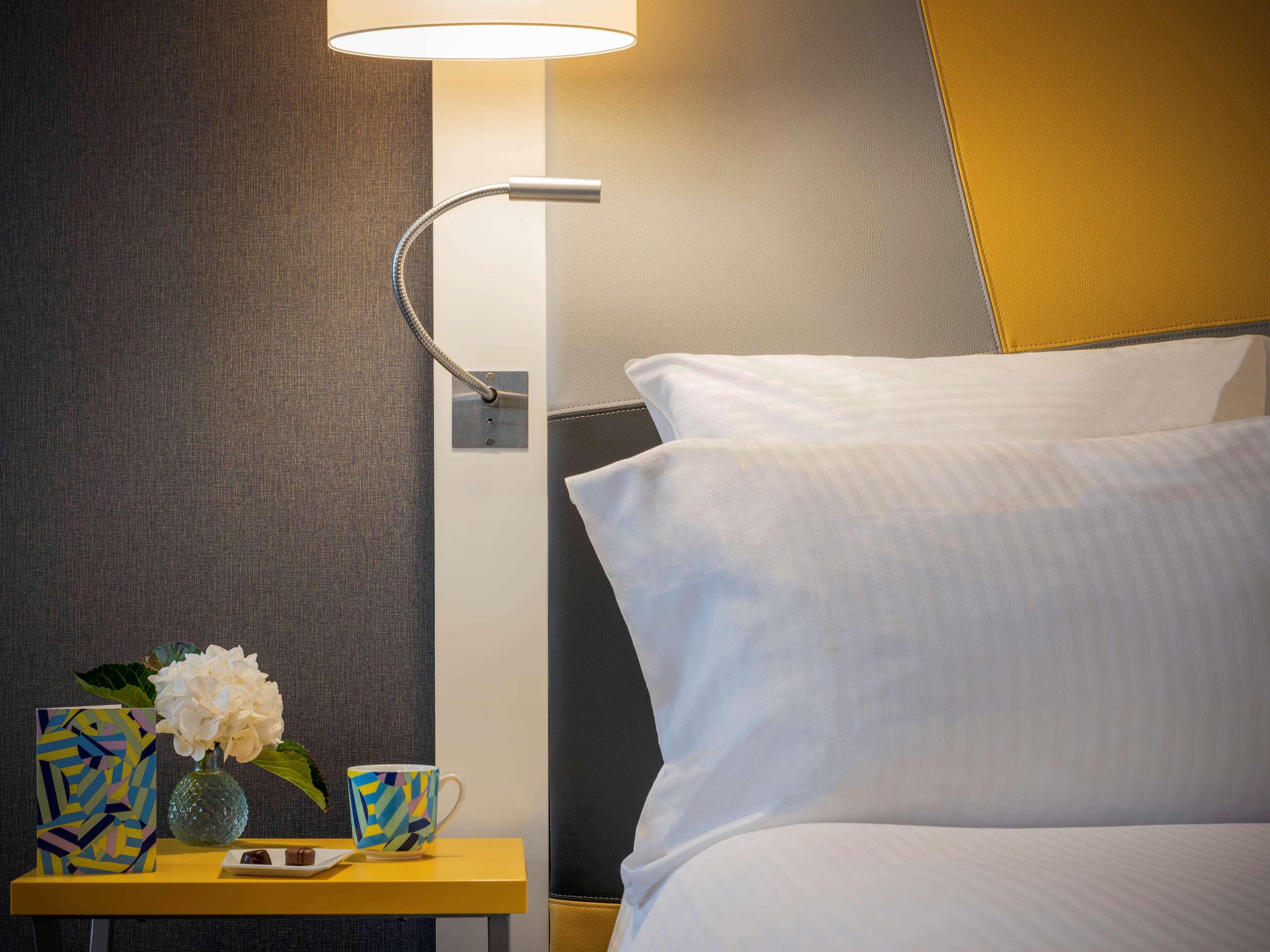 Double Deluxe Queen Bed