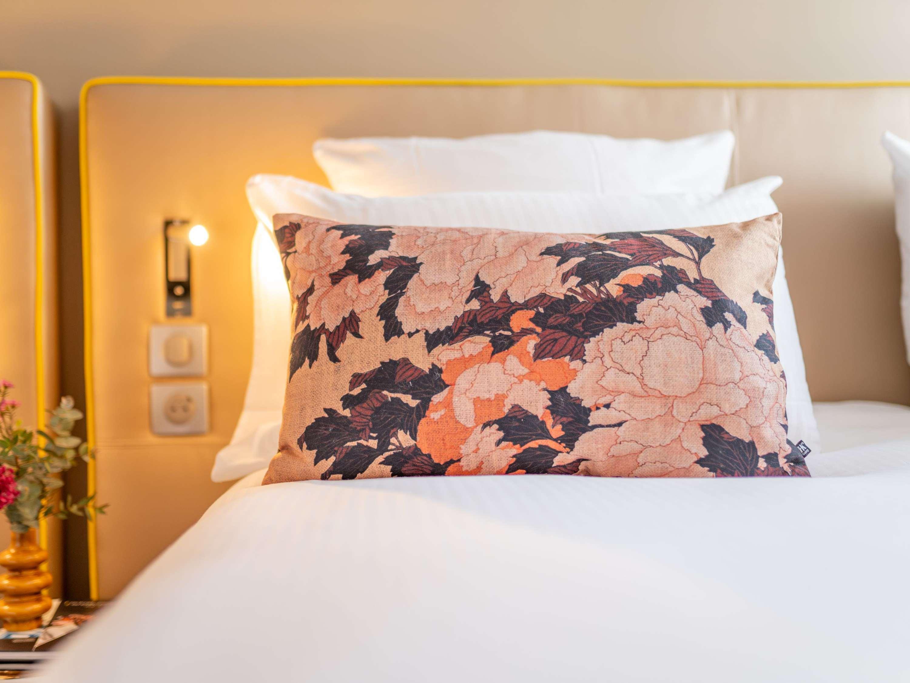 Double Superior Queen Bed