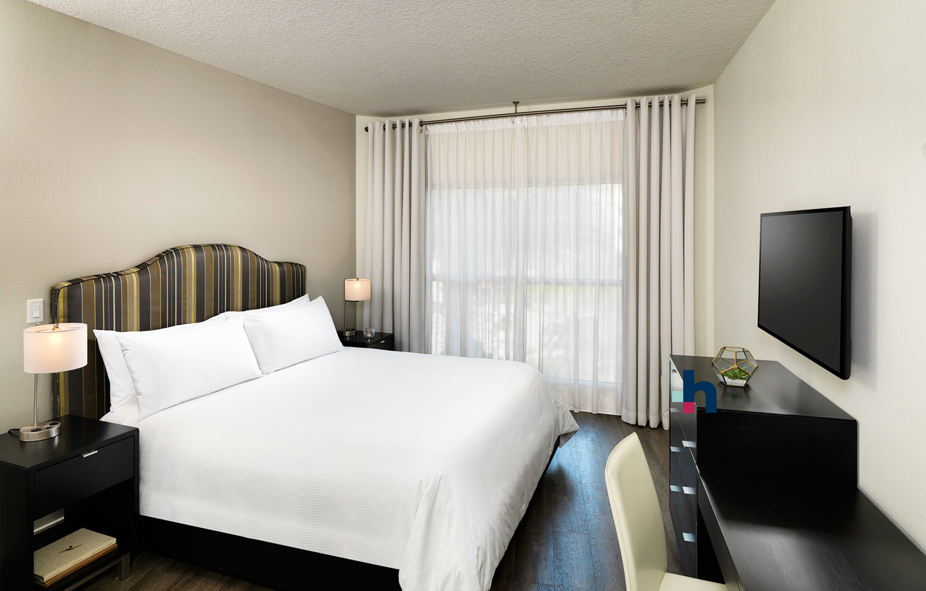Suite Two Bedrooms