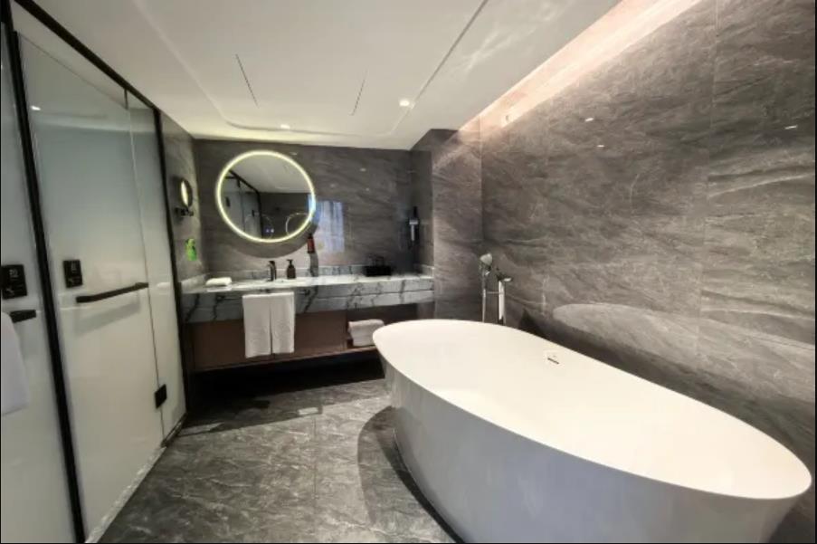 Double Premier King Bed