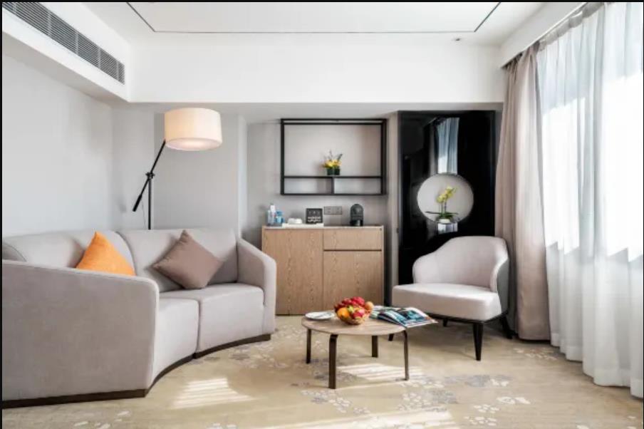 Double Premier King Bed