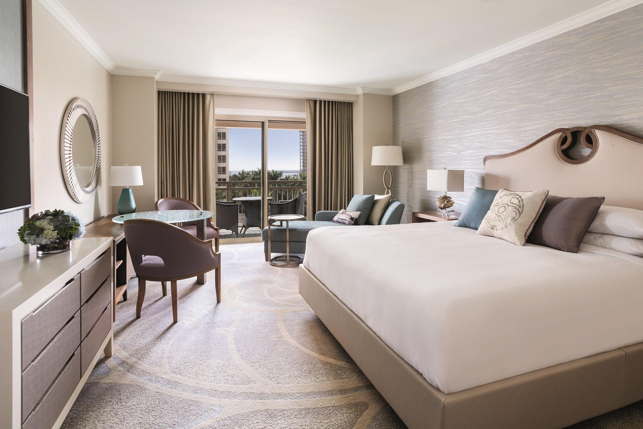 Double Deluxe King Bed