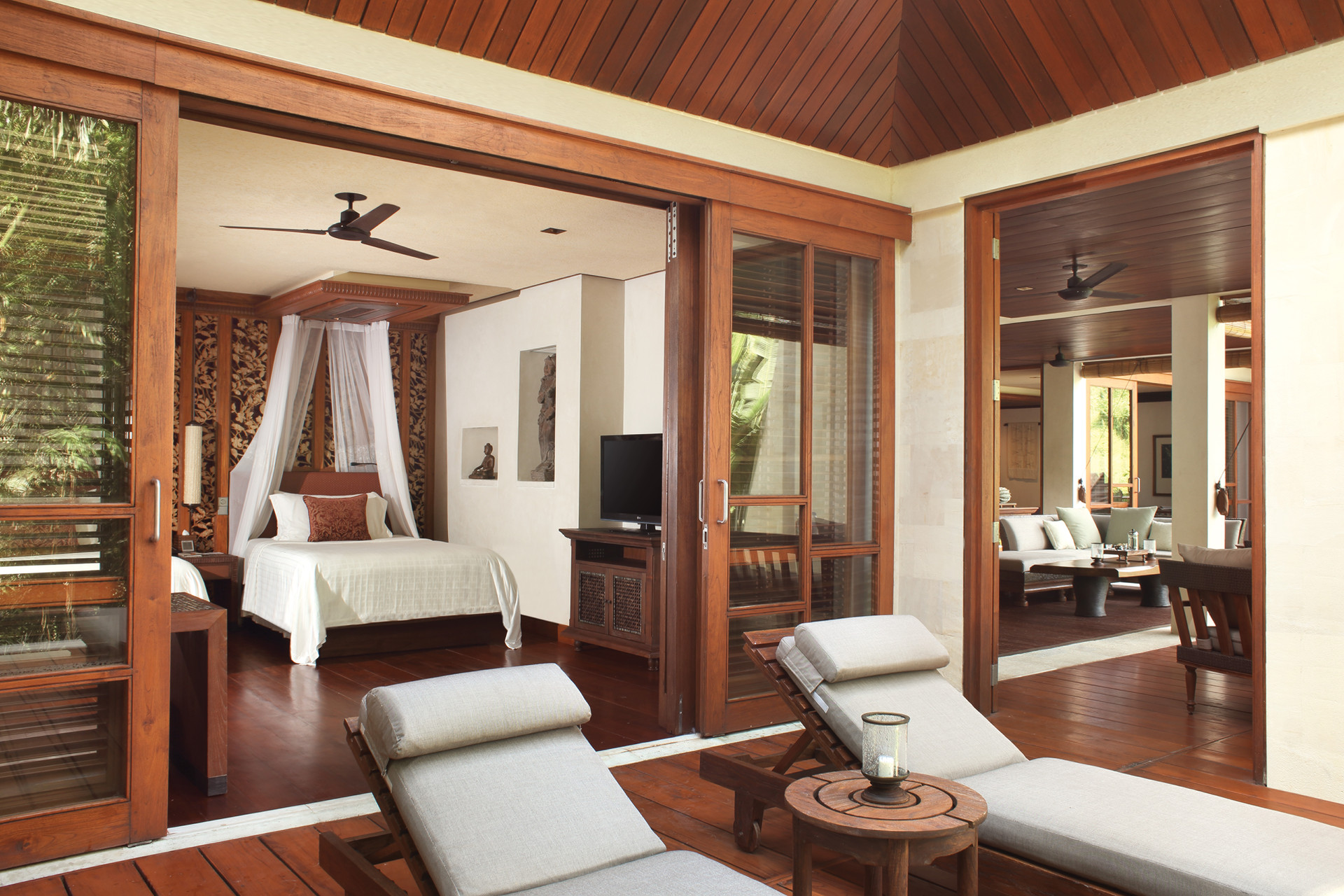 Villa Two Bedrooms with Views