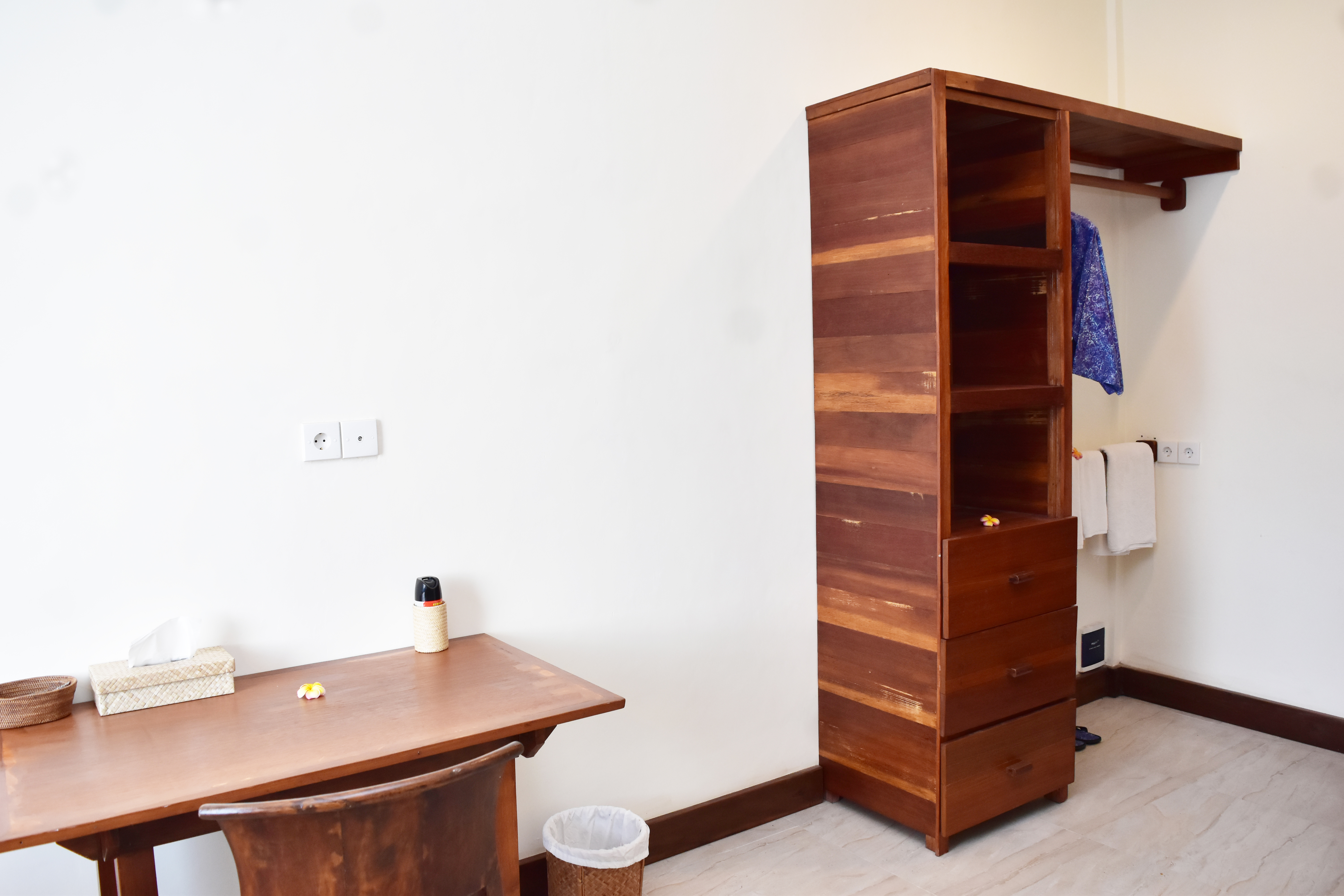 Double or Twin Standard