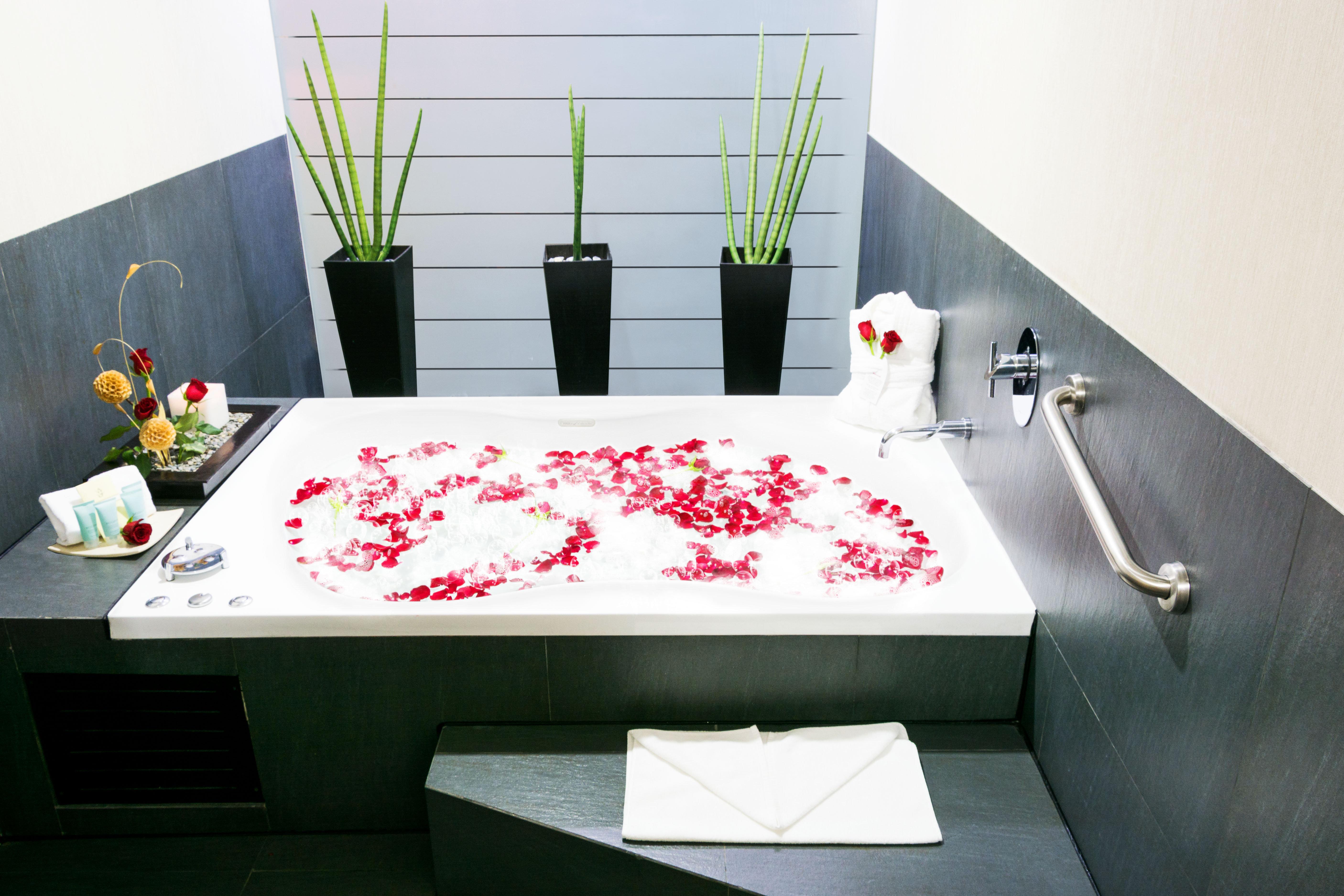 Junior Suite King Size Bed