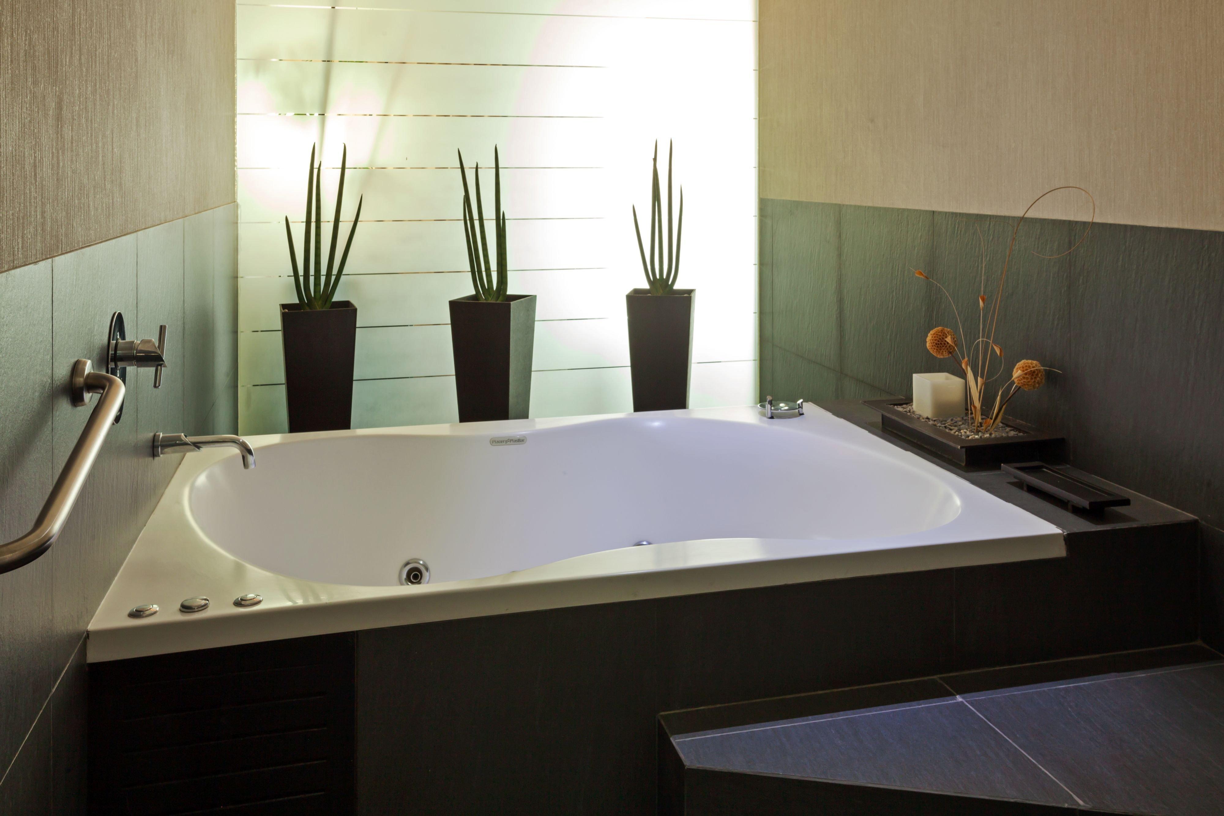 Junior Suite King Size Bed