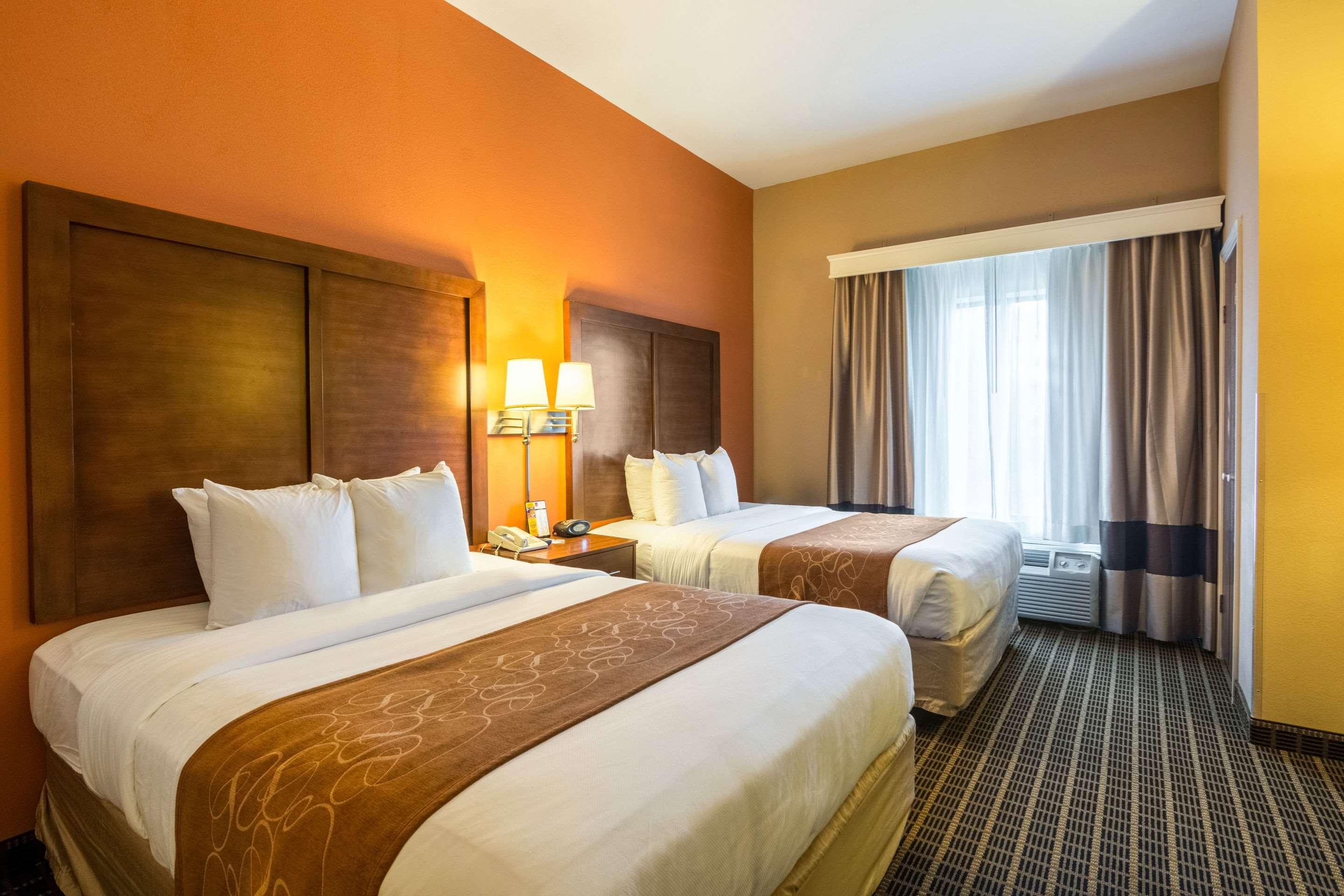 Suite Two Queen Beds