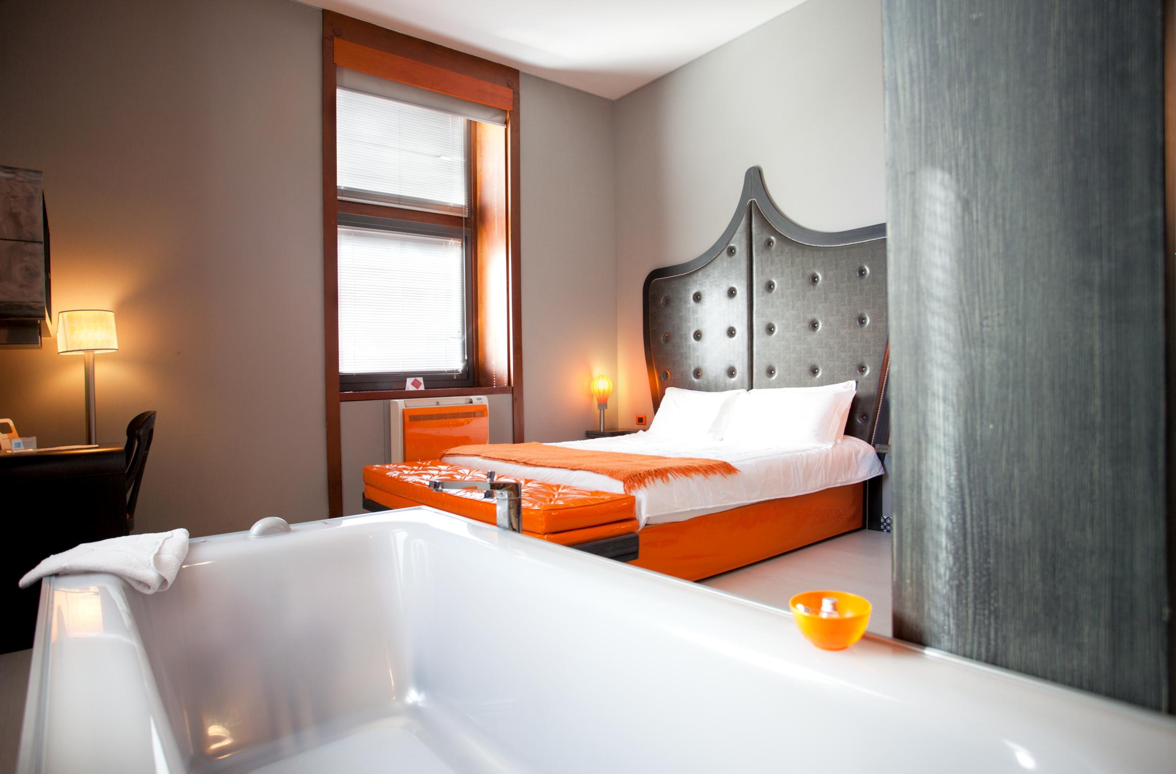 Junior Suite King Size Bed