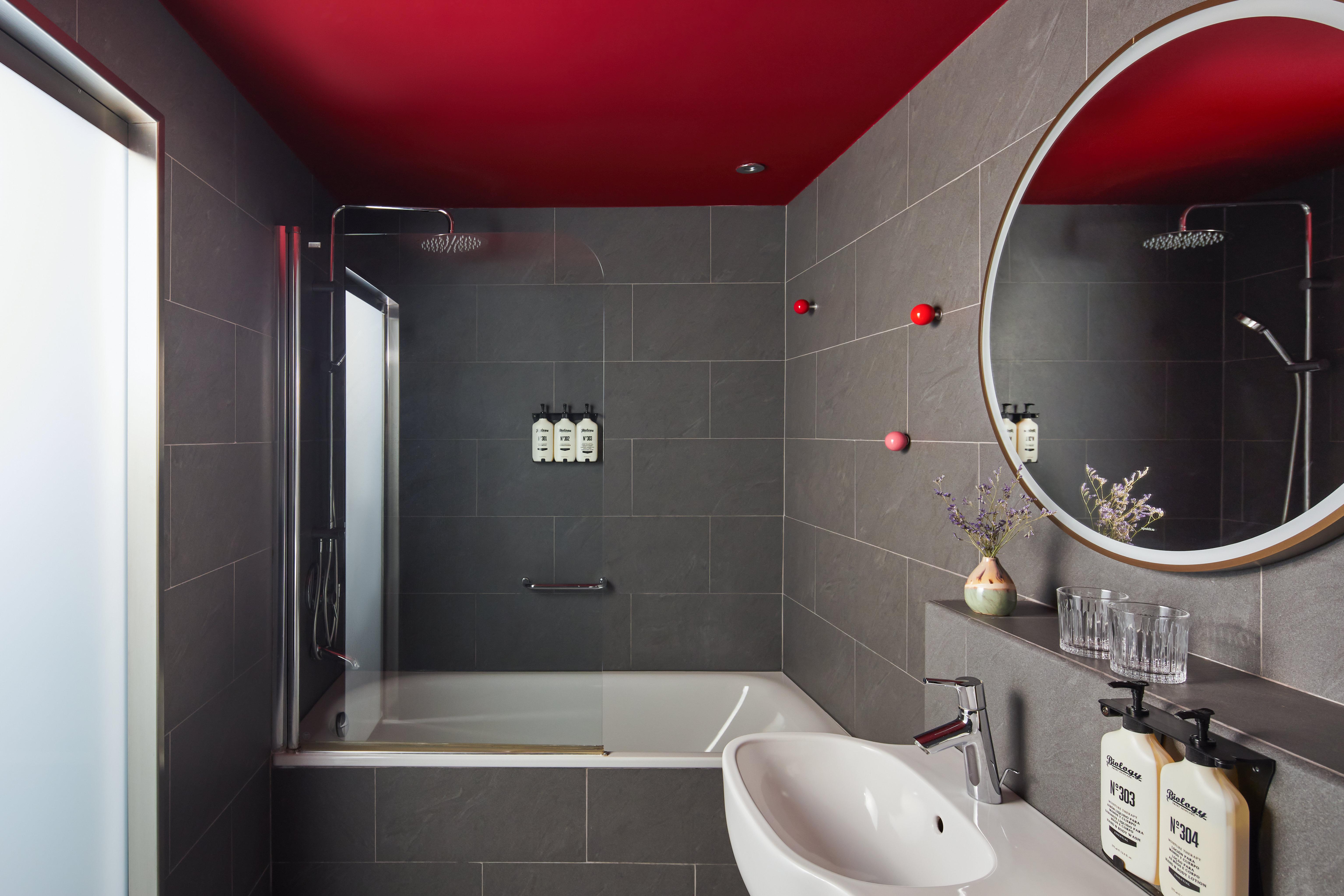 Double Premium King Bed