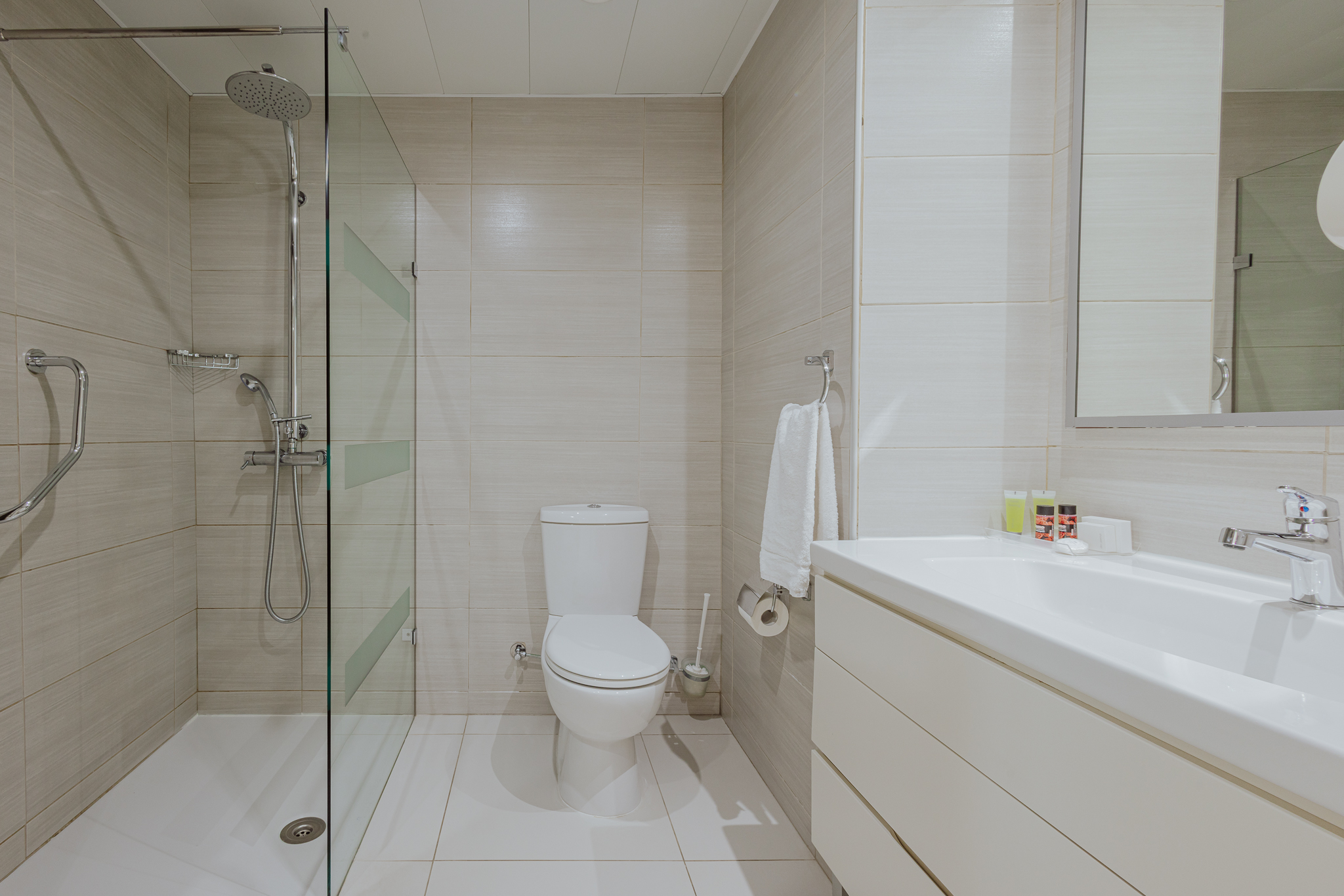 Double or Twin Pool View