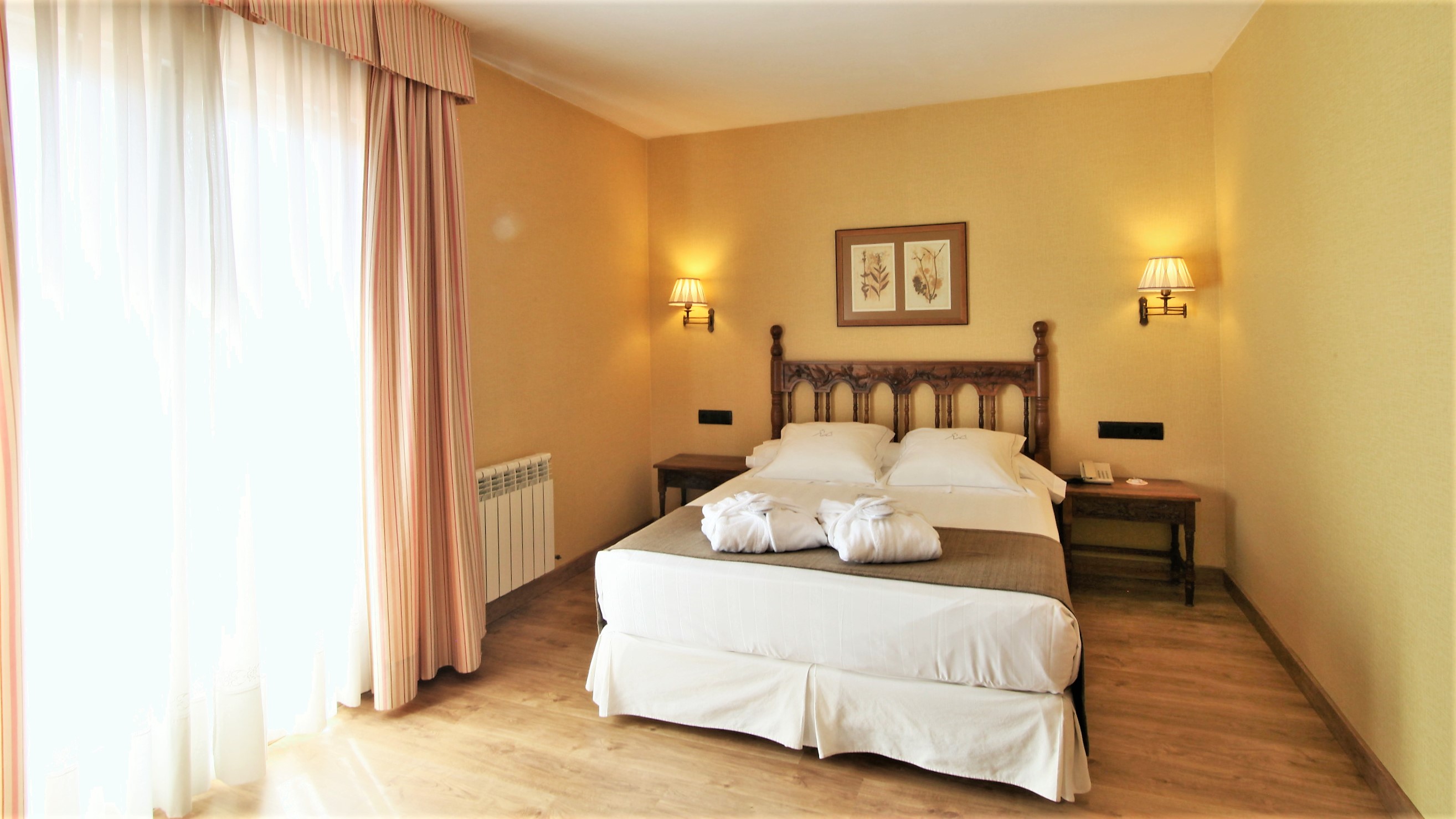 Double or Twin Standard