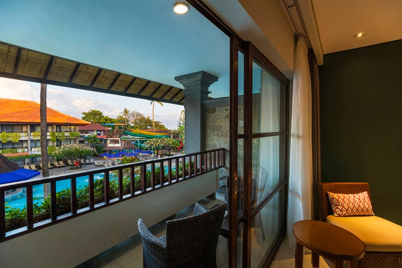 Double or Twin Deluxe Pool View