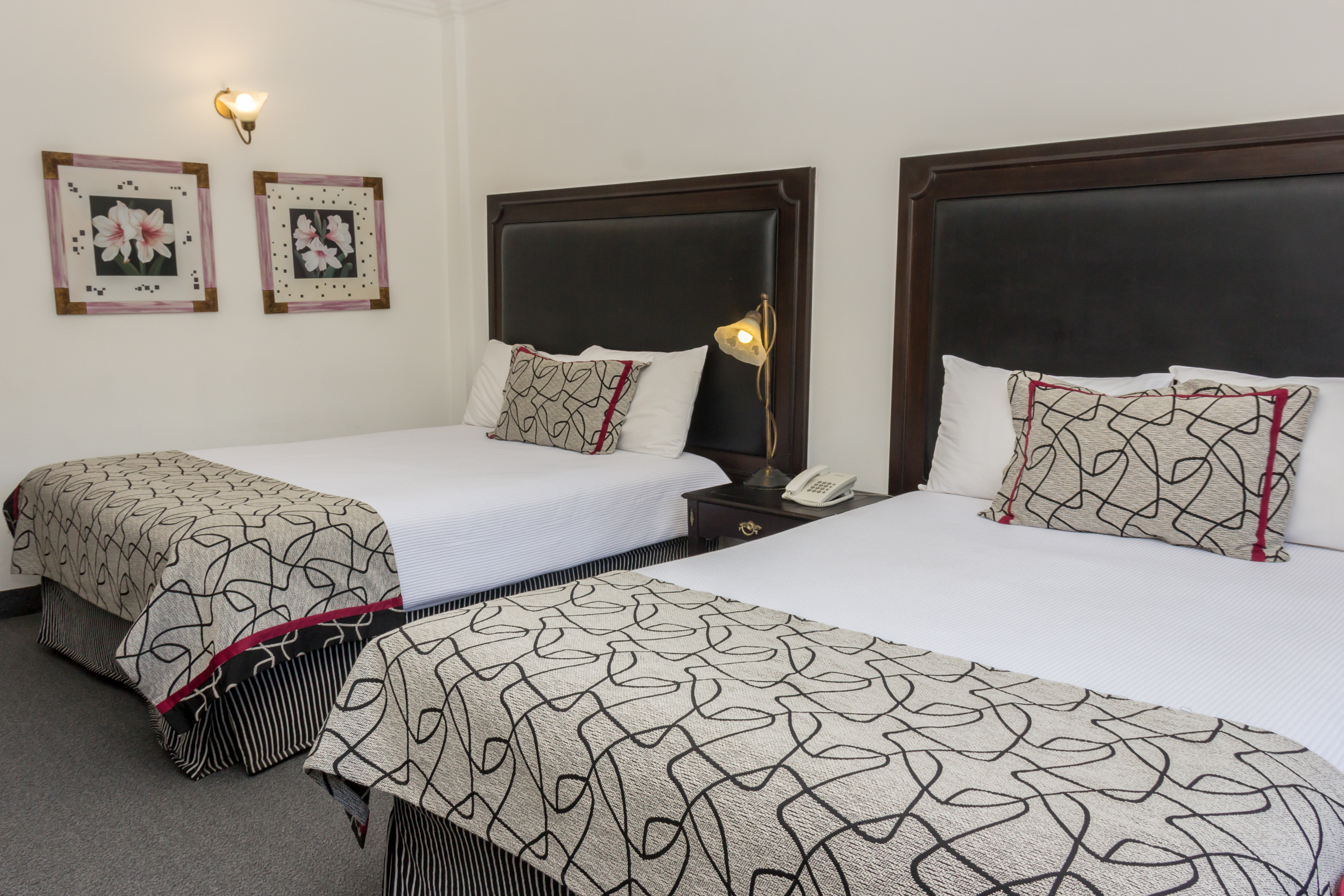 Family Room Two Queen Beds