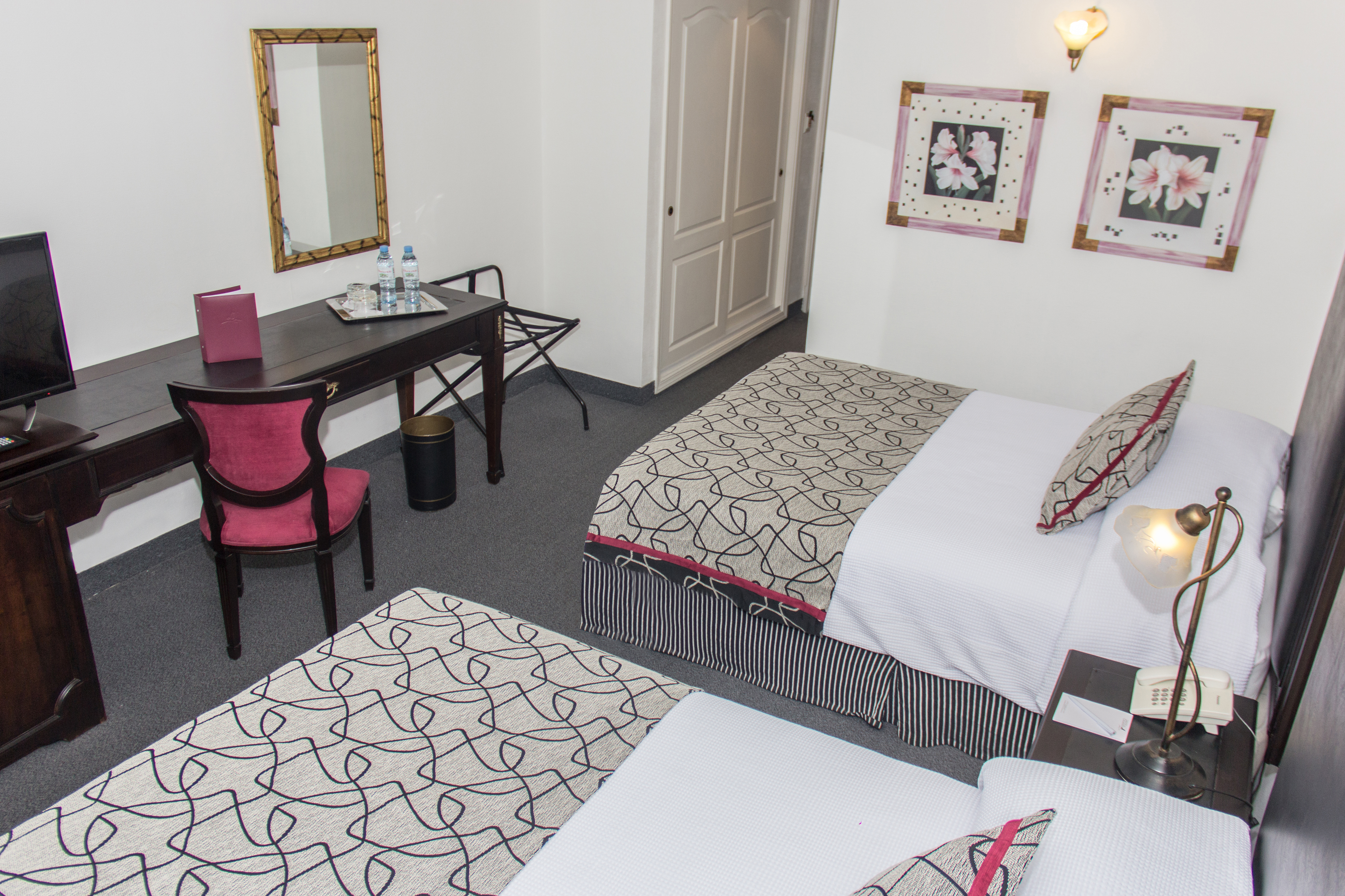 Family Room Two Queen Beds