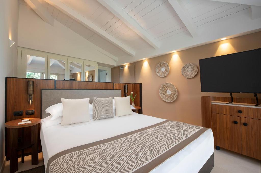 Double Single King Size Bed